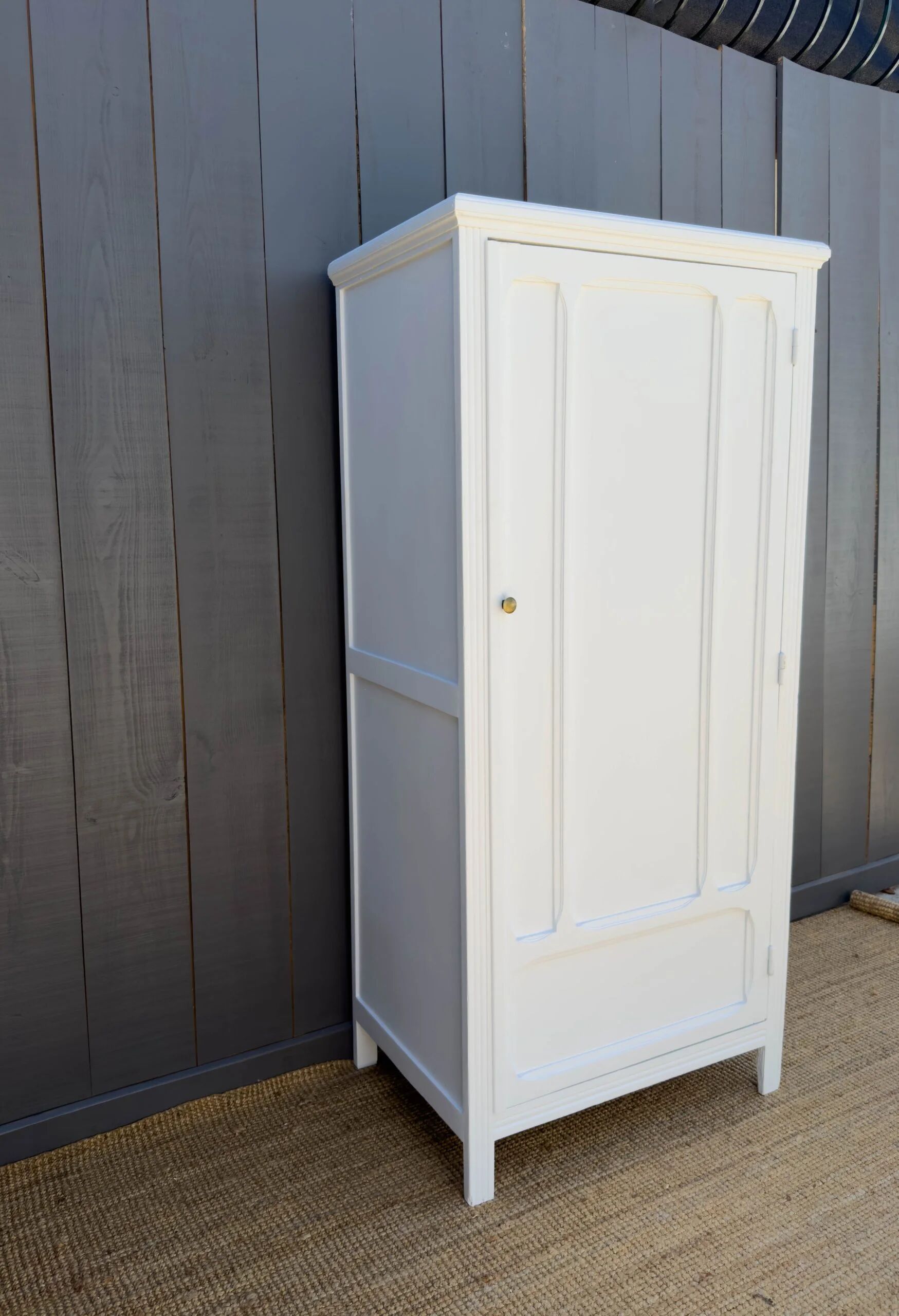 Armoire parisienne