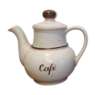 Speckled sandstone teapot