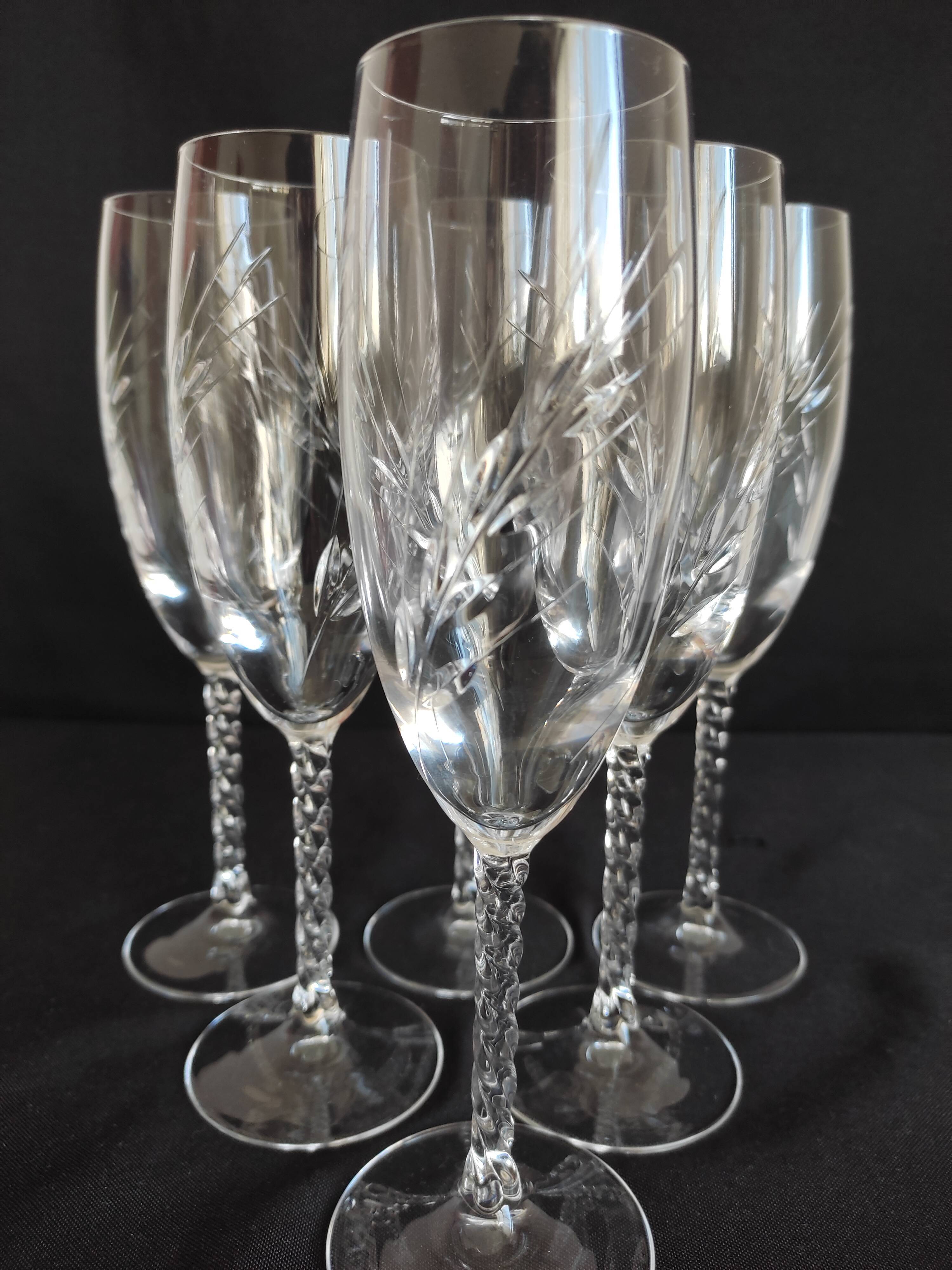 Flutes et verres cristal taillé
