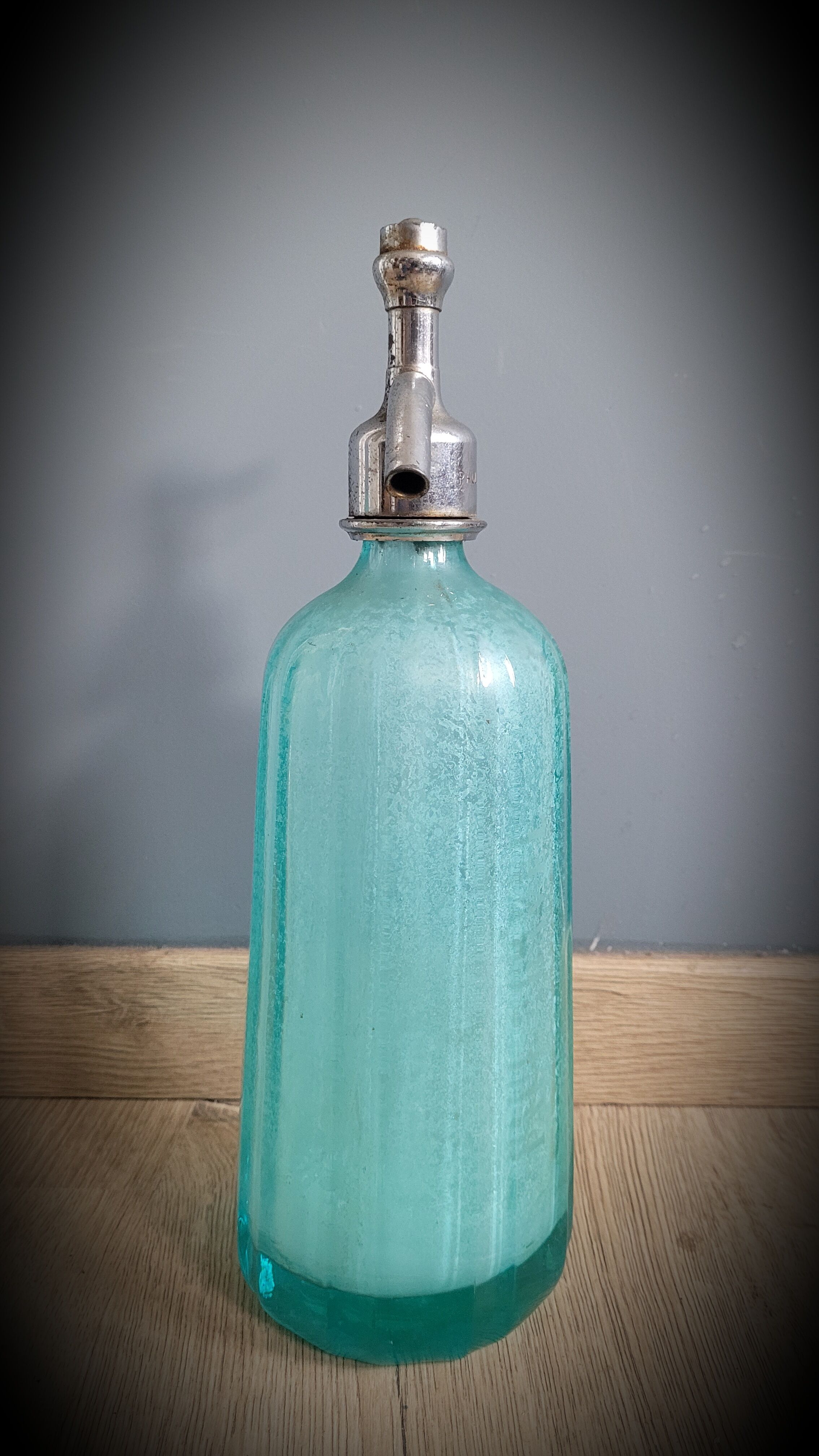 Blue Siphon Paul Gavel Marquise