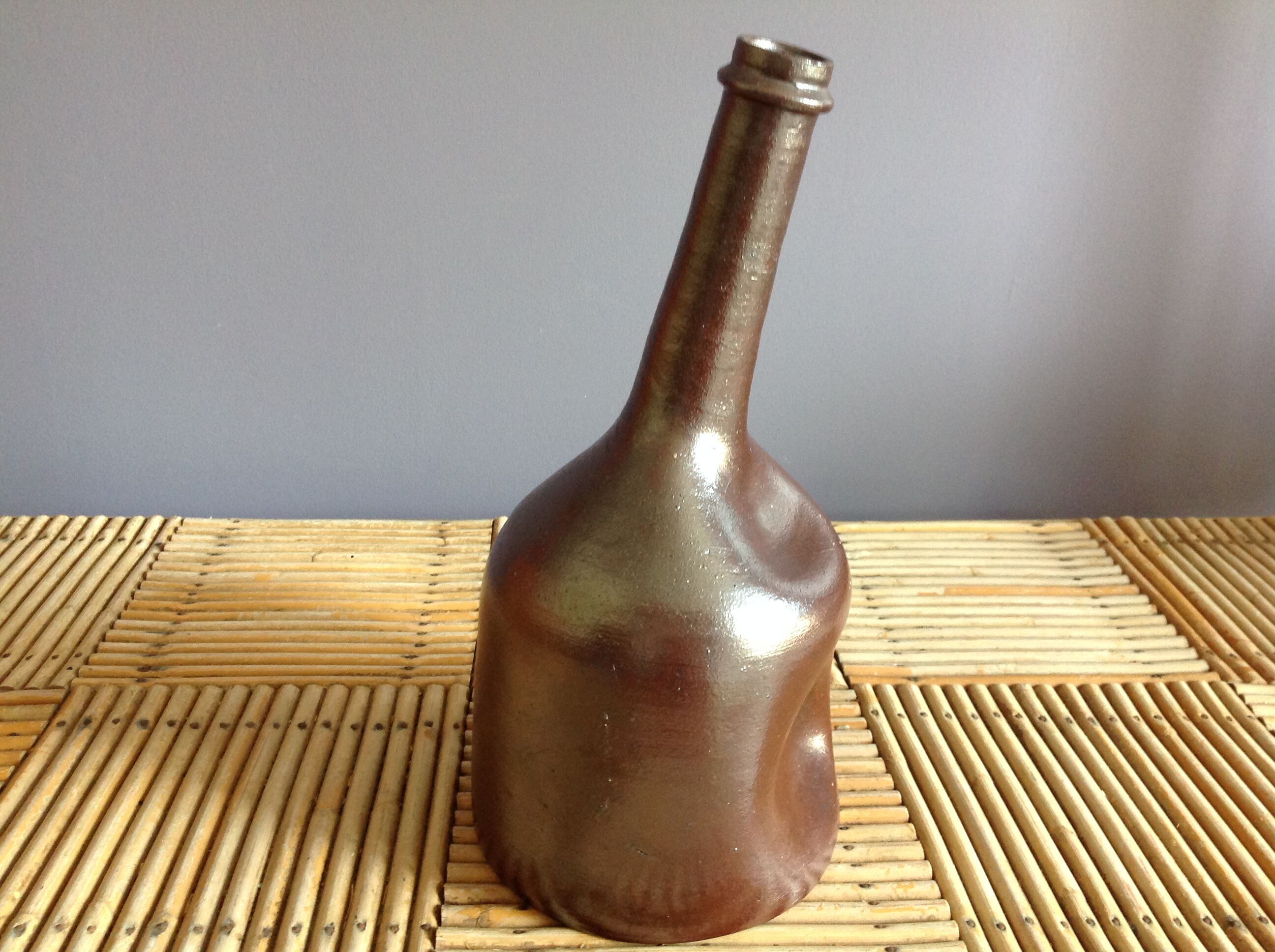 Bouteille en grès