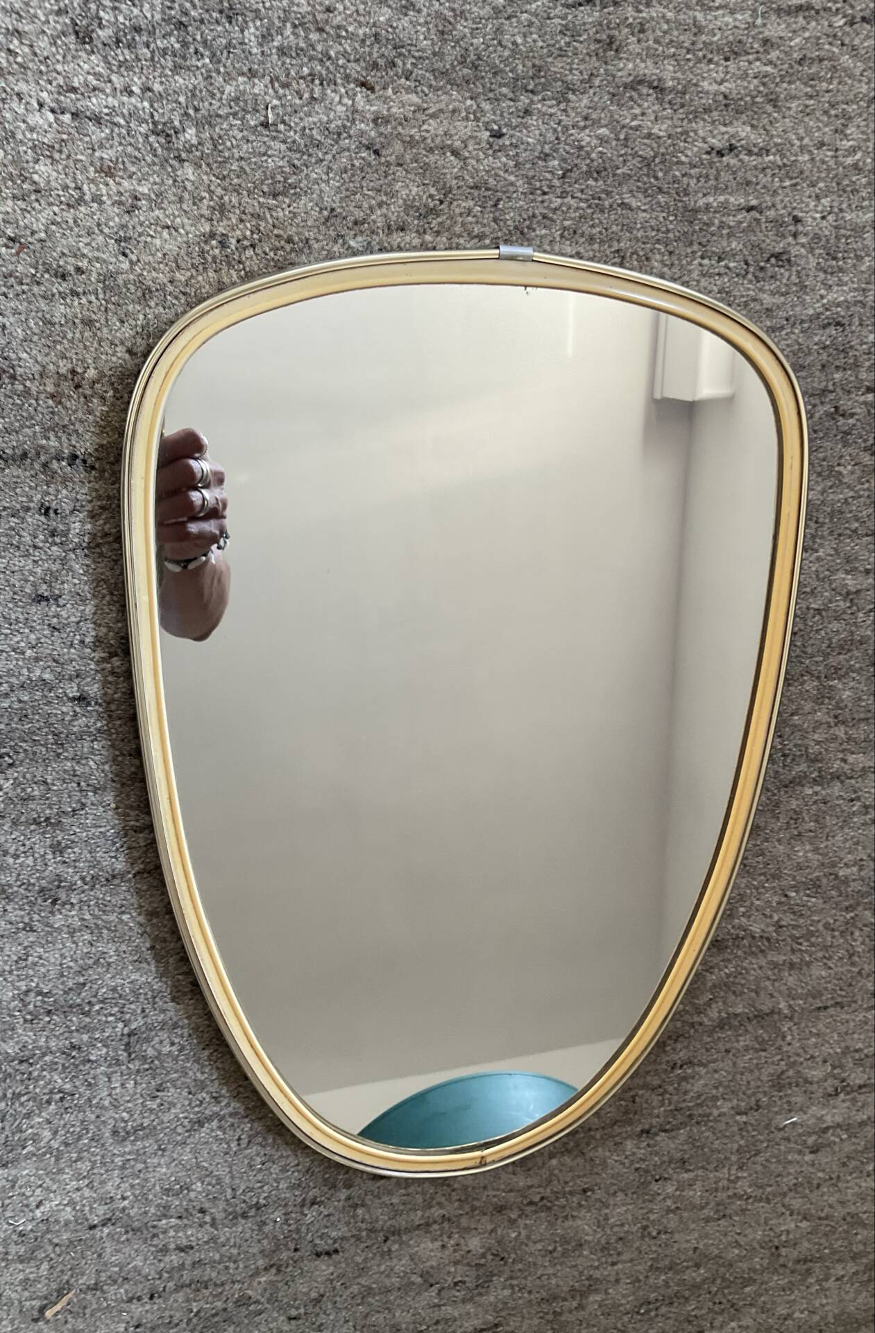 Miroir asymétrique forme libre des années 60-70