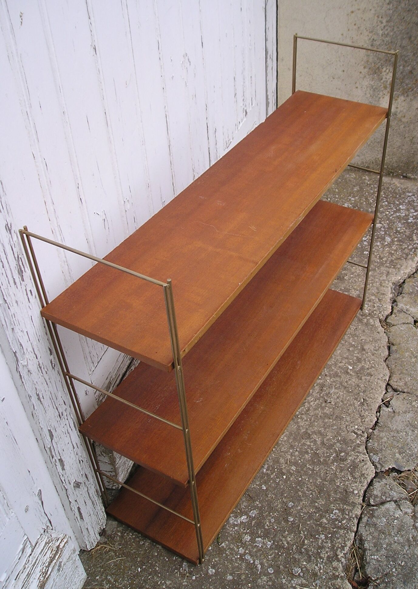 Self shelf for Mofp with 3 wooden shelves