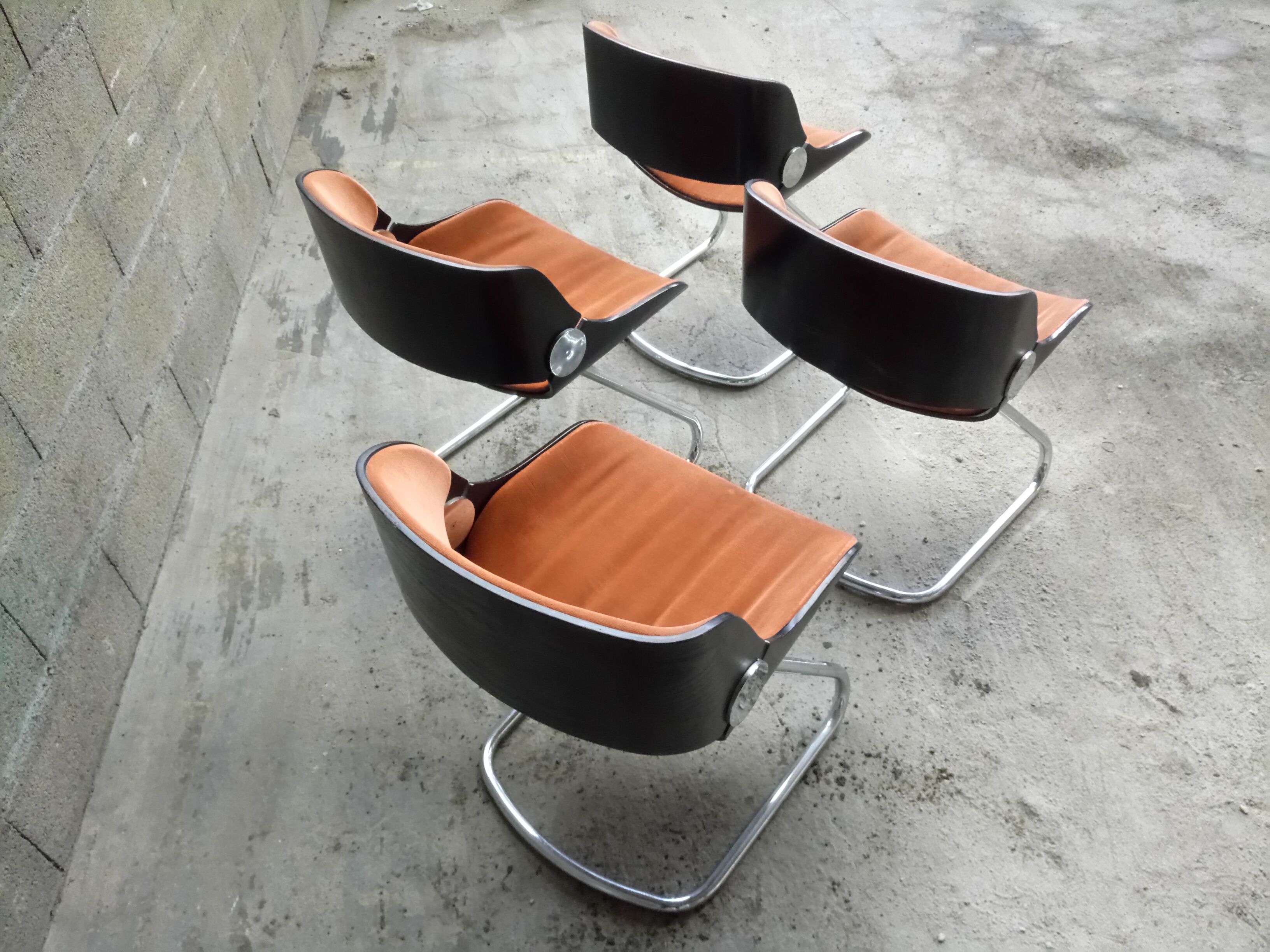 Four chairs 70