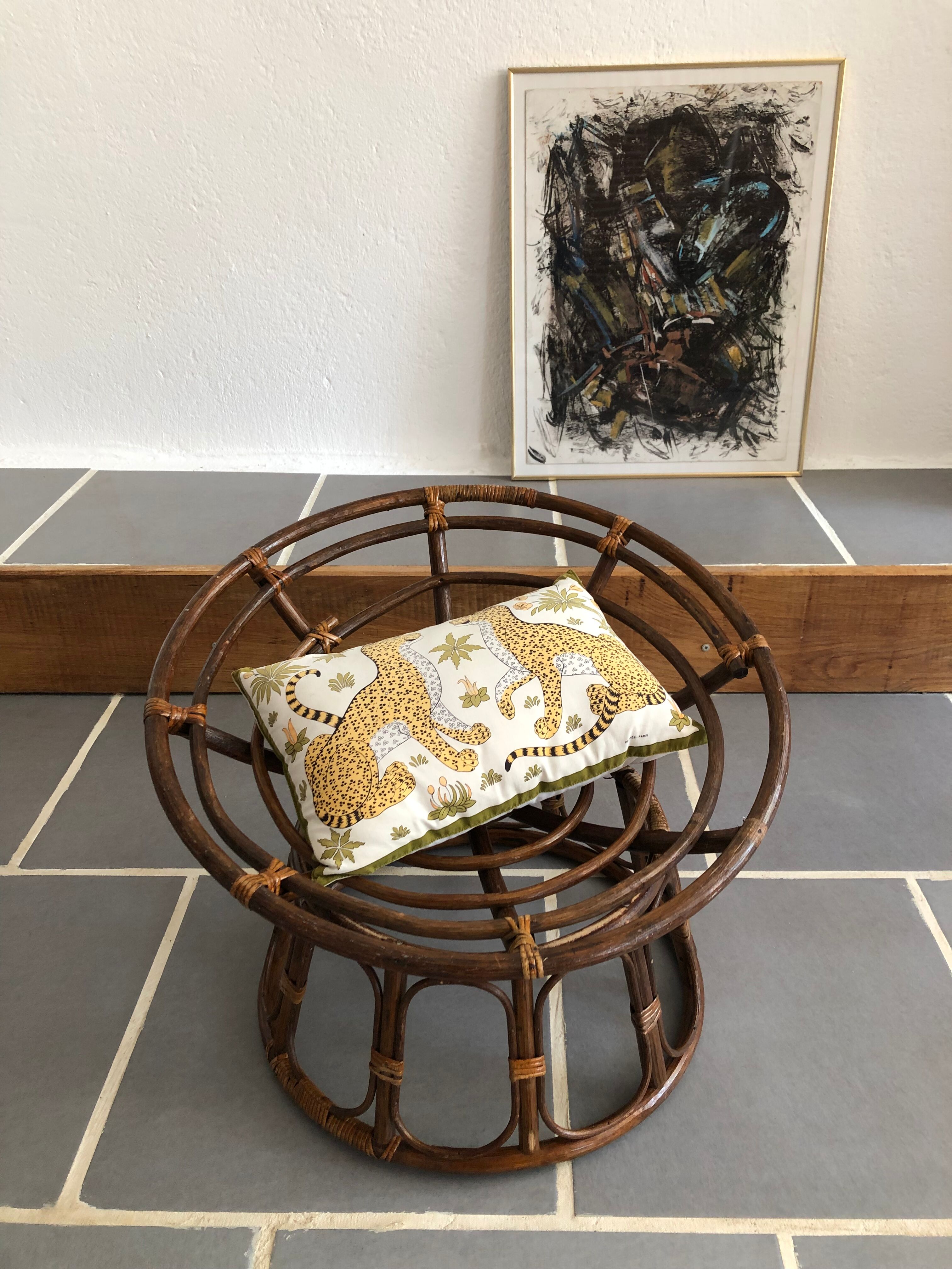 Papasan vintage child