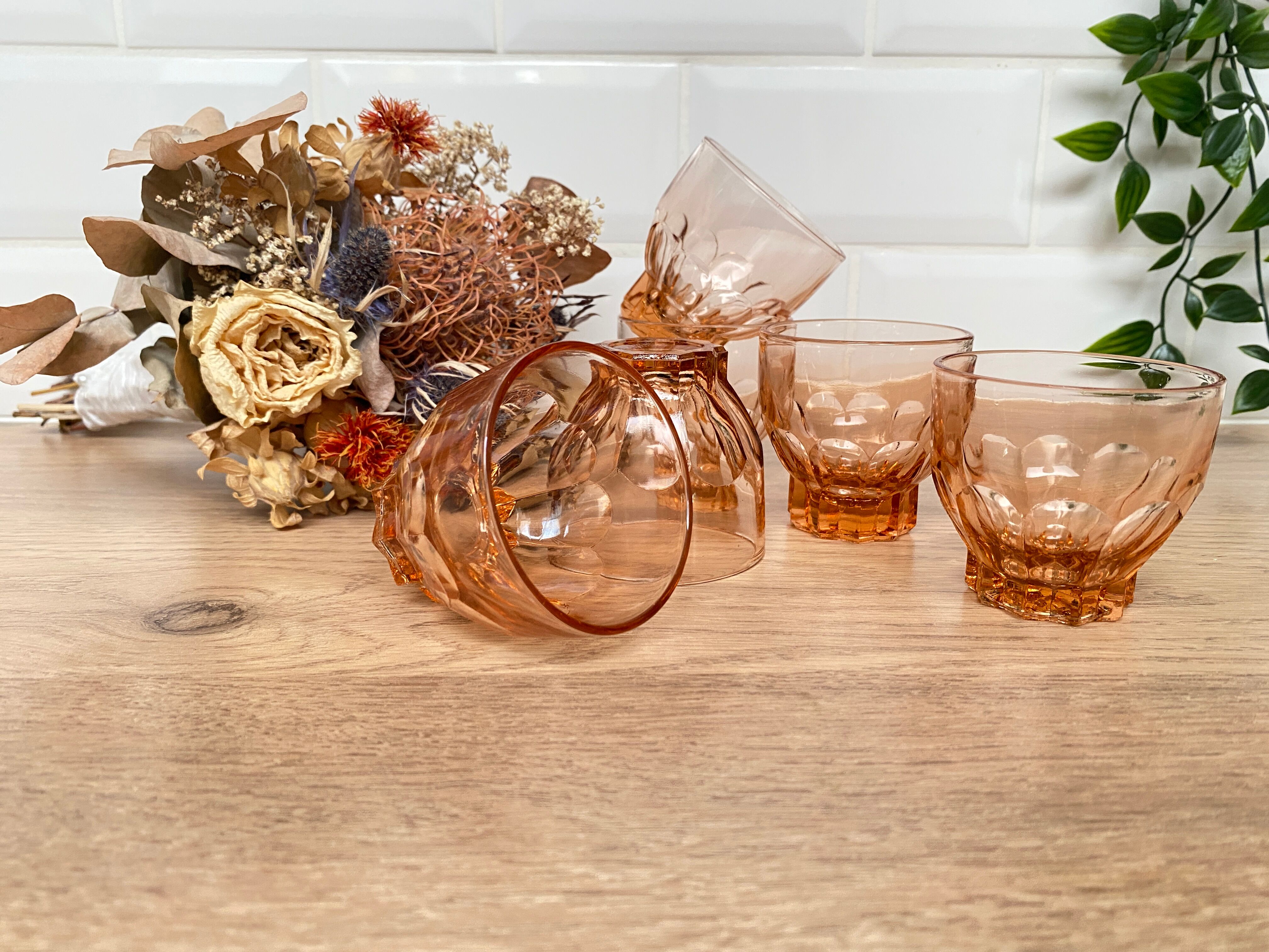 Set of 6 Luminarc pink star lenses