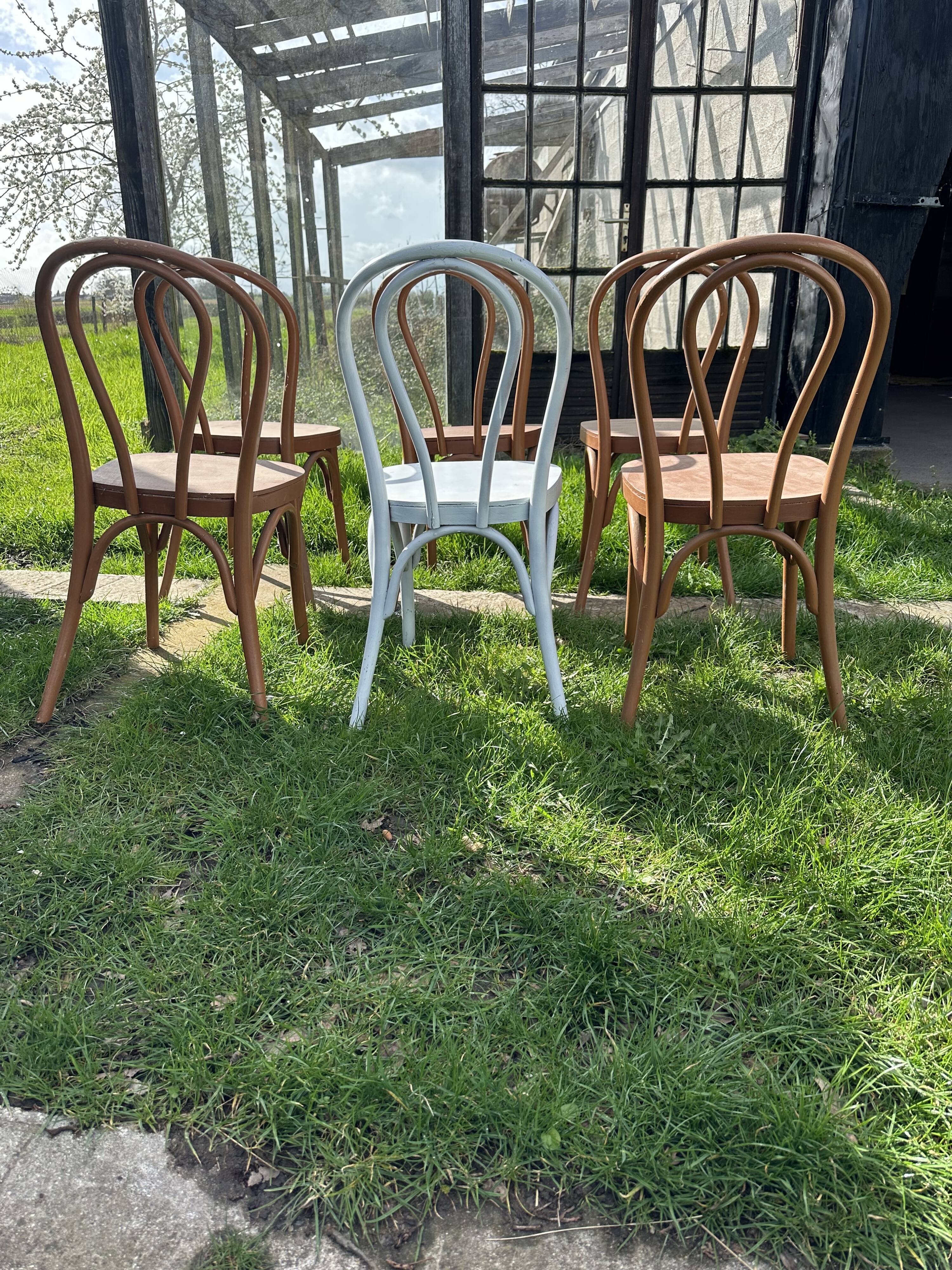 Set of 6 bistro chairs