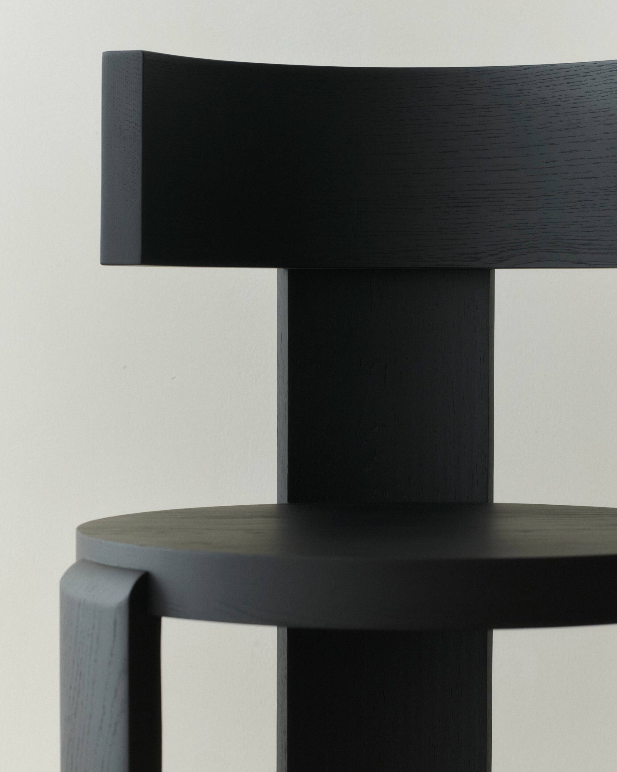Spina chair in black wood