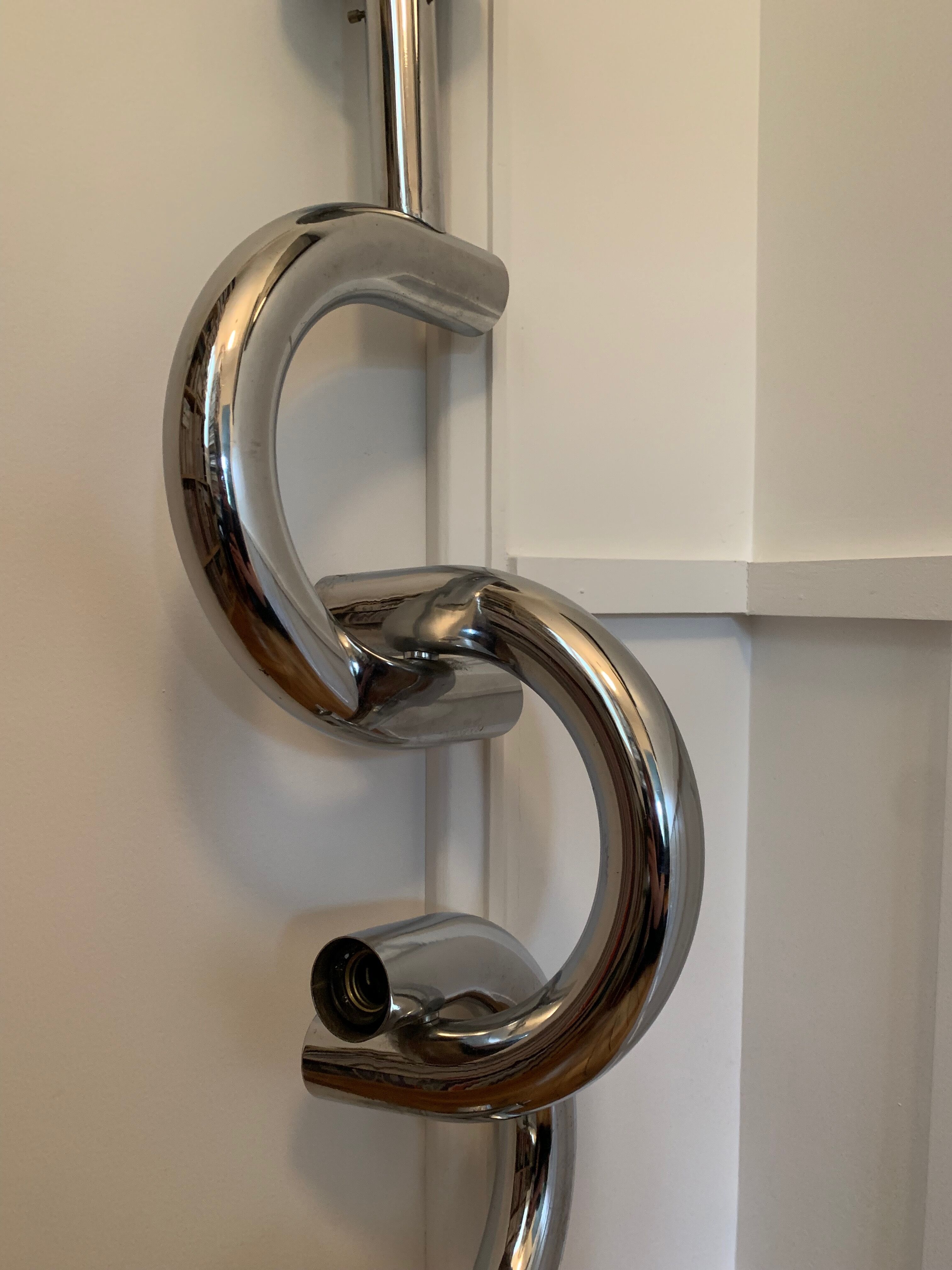 Stilux chandelier in chrome metal chain shape