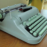 Hermes 3000 typewriter
