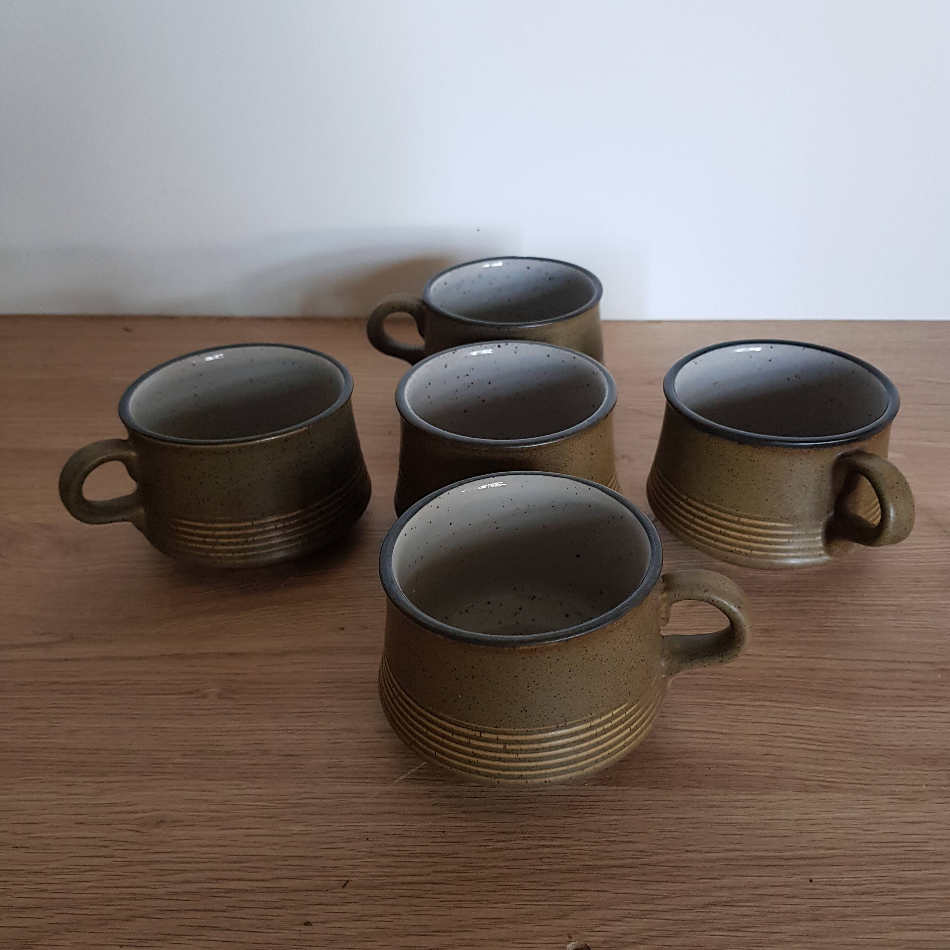 Set of 4 tea cups + sugar bowl Purbeck Pottery Studland