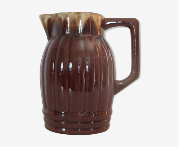 Pichet en faience émaillée