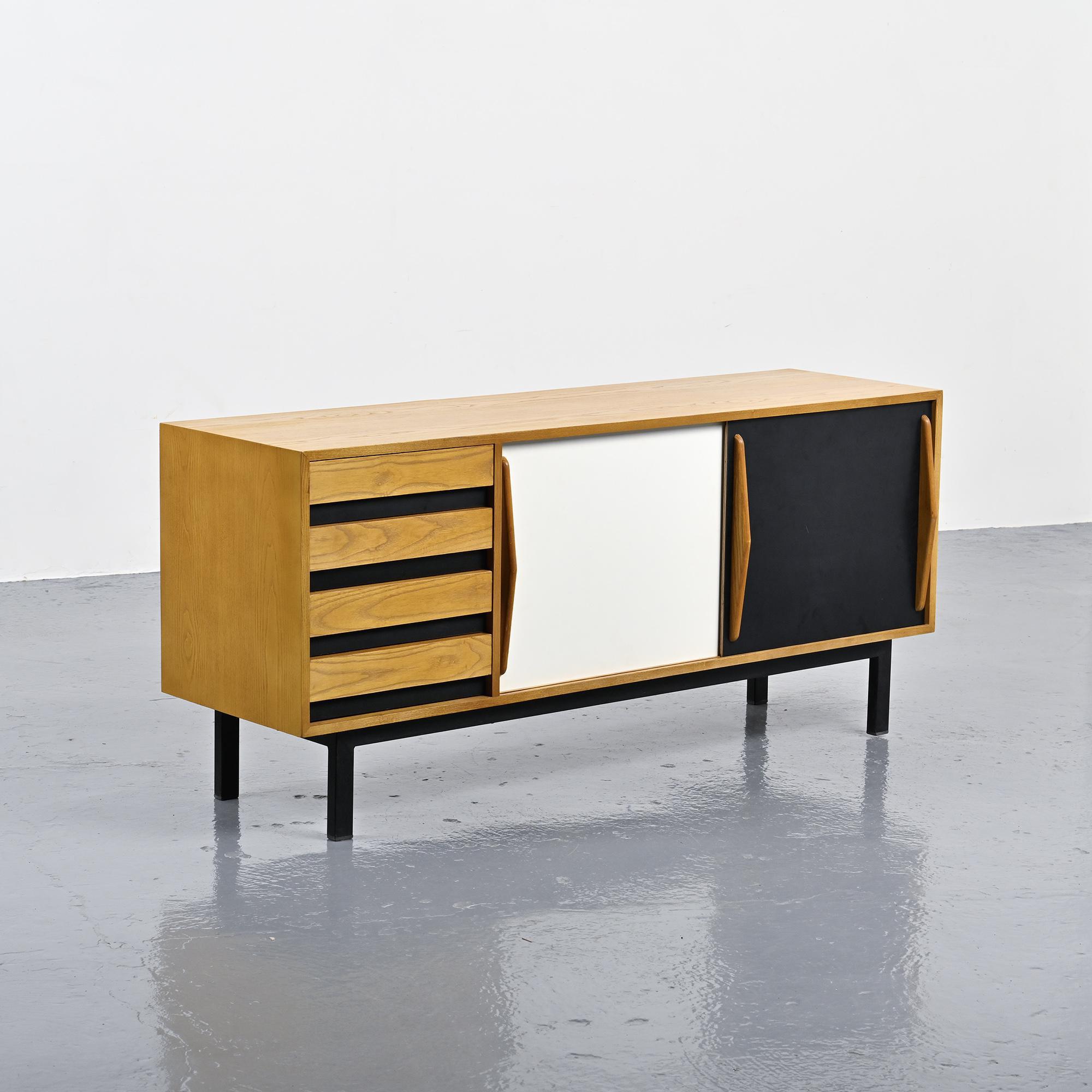 Enfilade Cansado par Charlotte Perriand, circa 1960