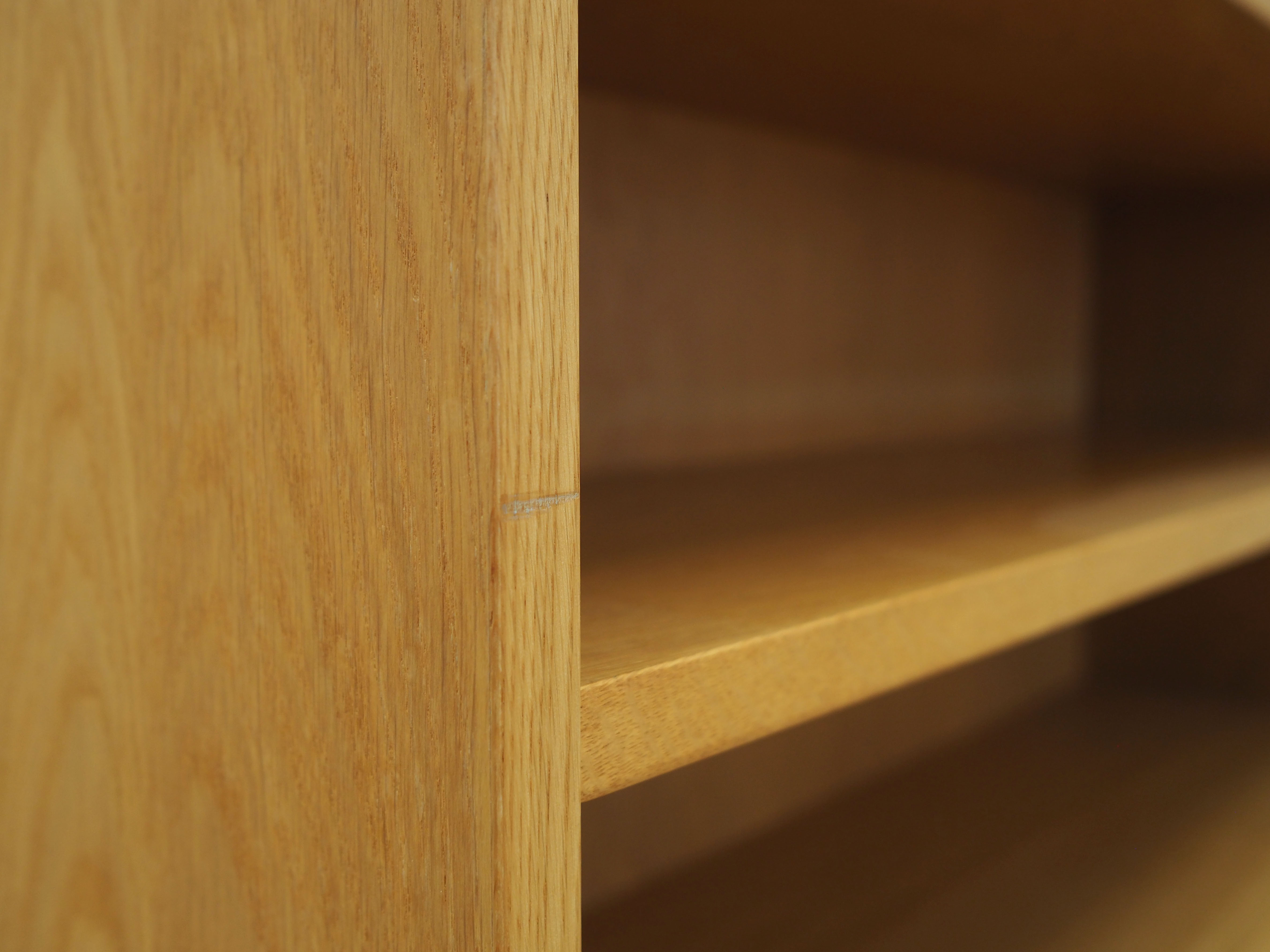 Bibliothèque en frêne, design danois, années 1970, Danemark