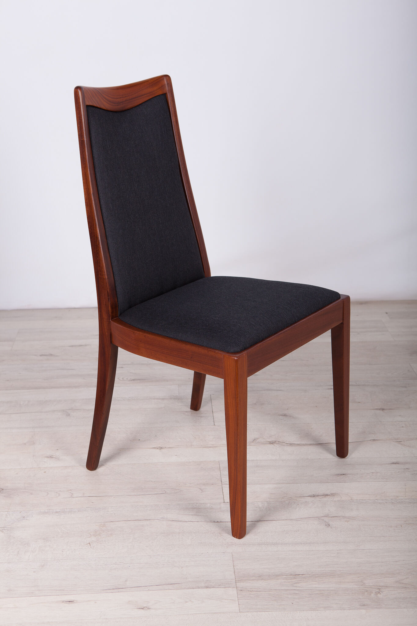 Set of 6 mid-century teak dining chairs by Leslie Dandy for G-Plan, 1960s