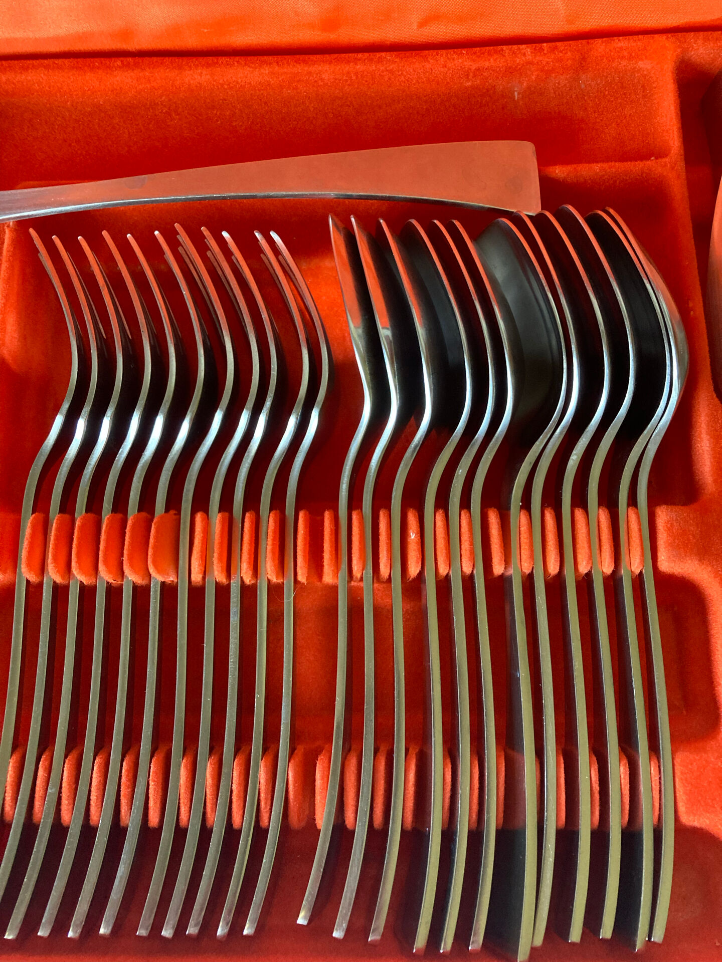 Ménagère vintage en inox Guy Degrenne, modèle Jet