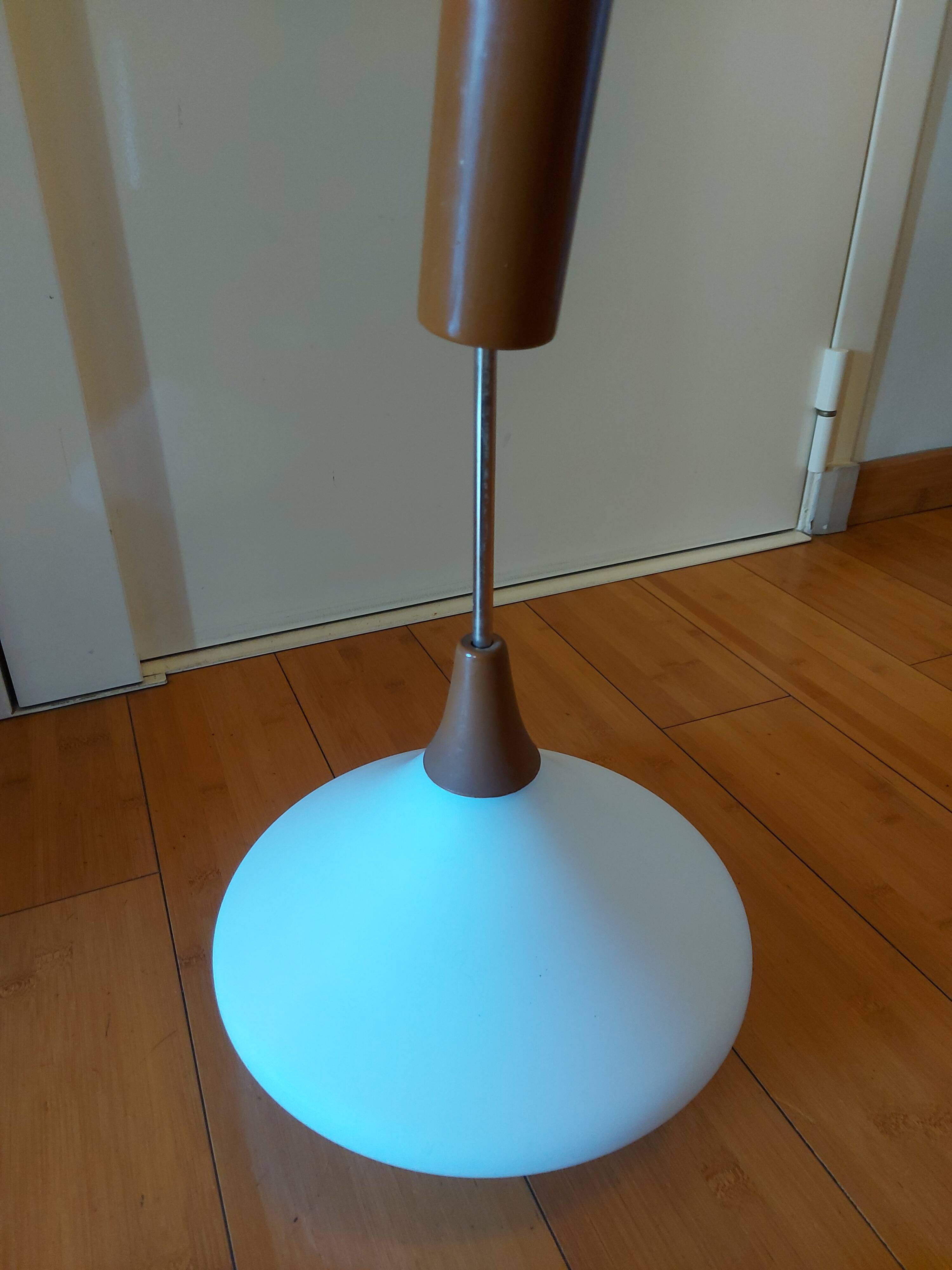 Scandinavian hanging