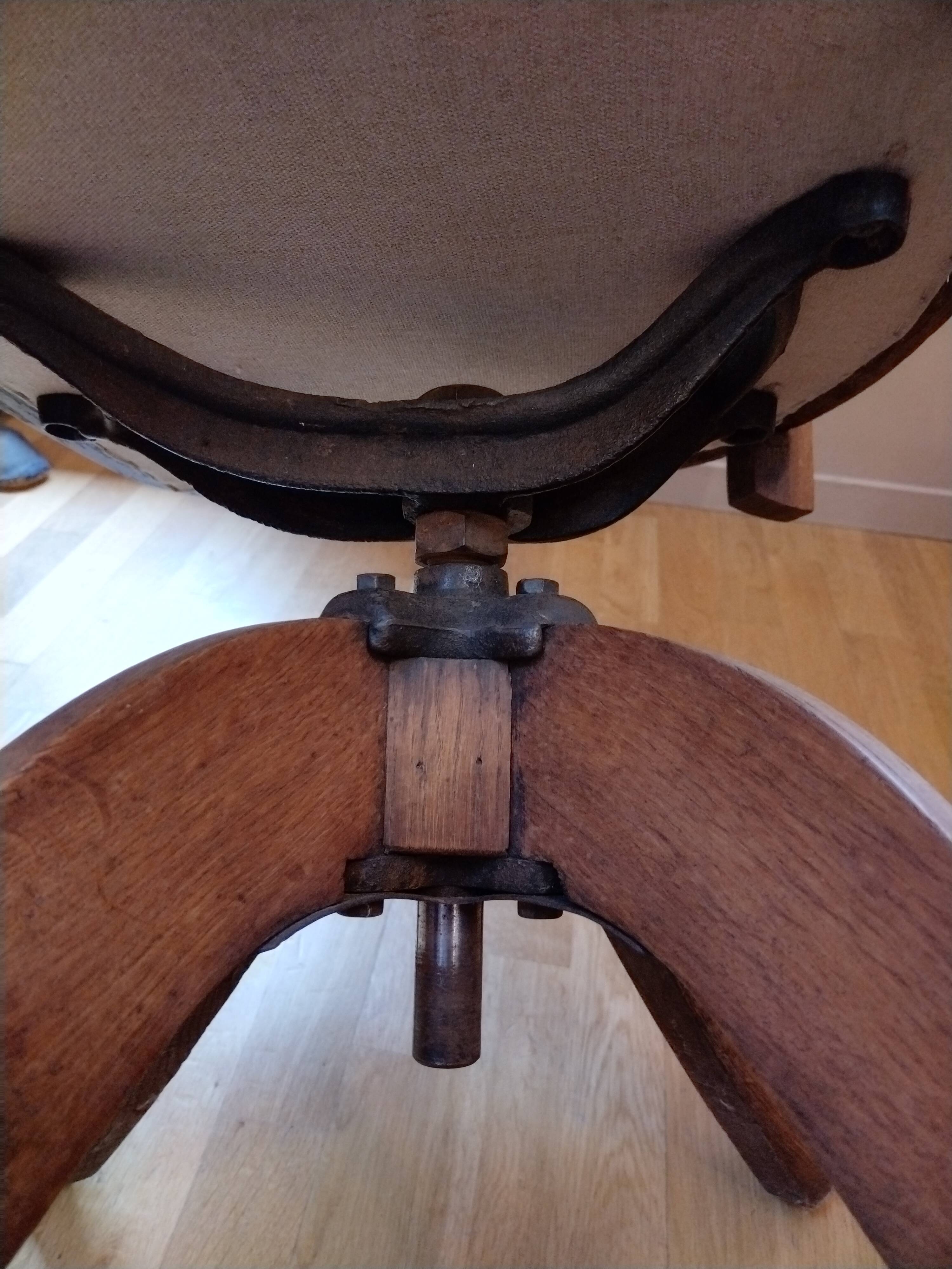 American office armchair 20th