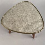 Formica tripod plant holder