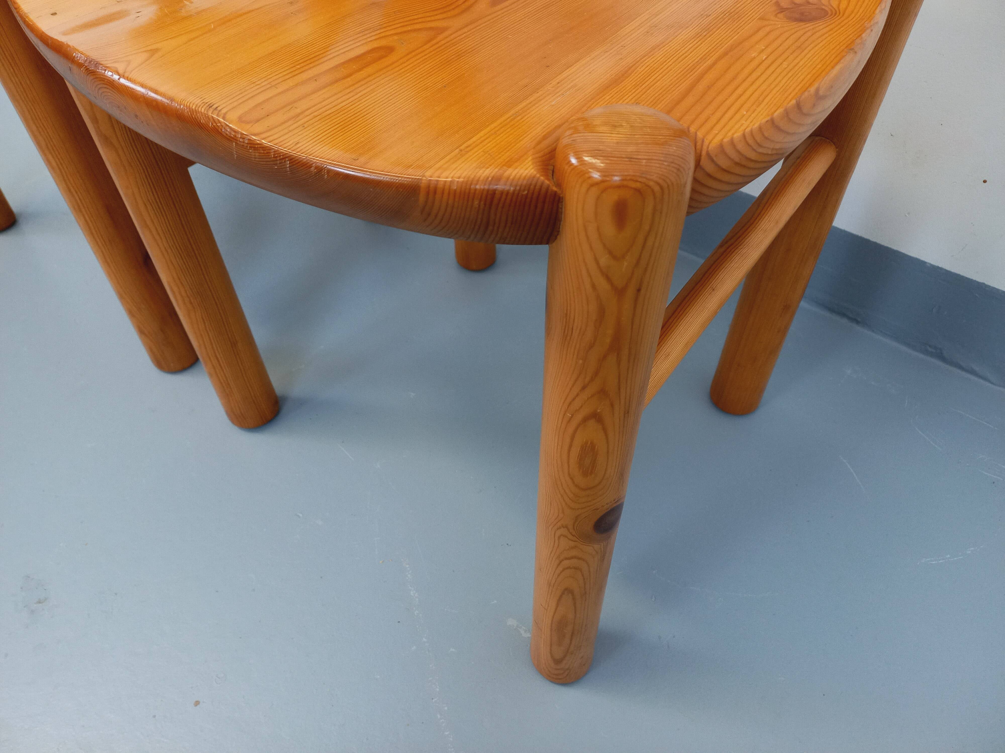 Set of 2 vintage Scandinavian chairs by Rainer Daumiller in pine from the 1960s.