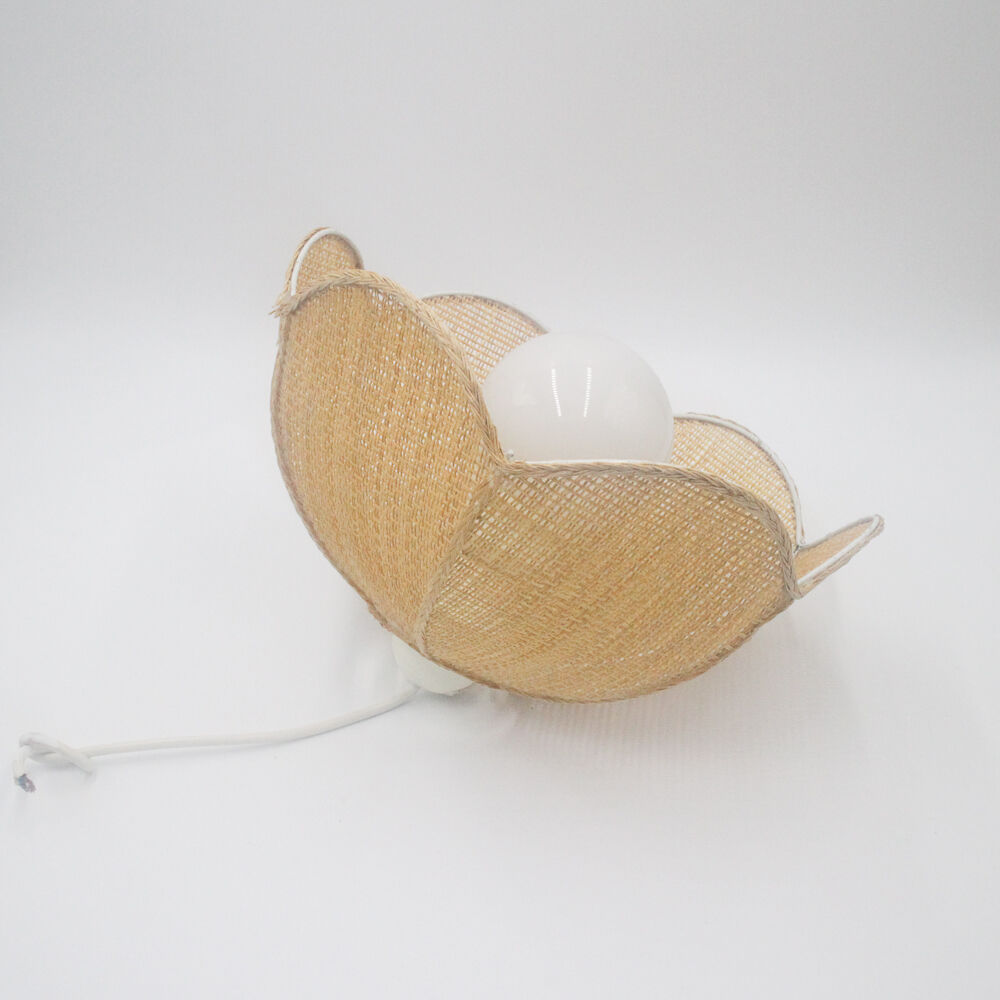 Vintage wicker flower pendant lamp