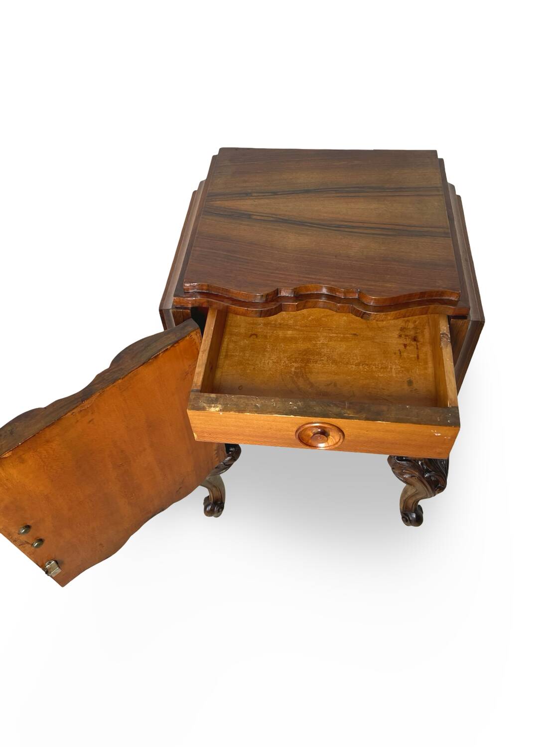 Italian nightstands from the 1930s