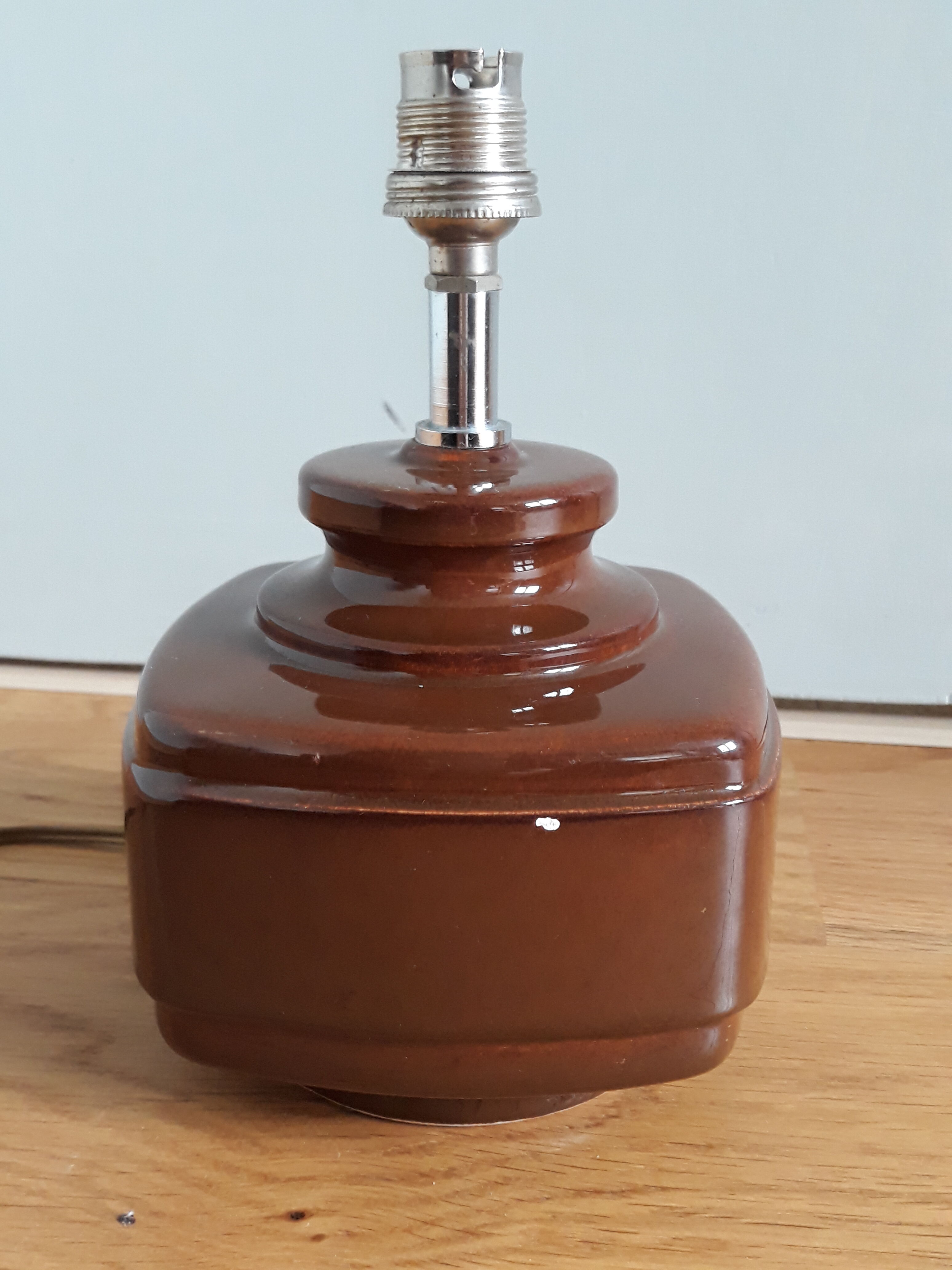 Ceramic table lamp stand