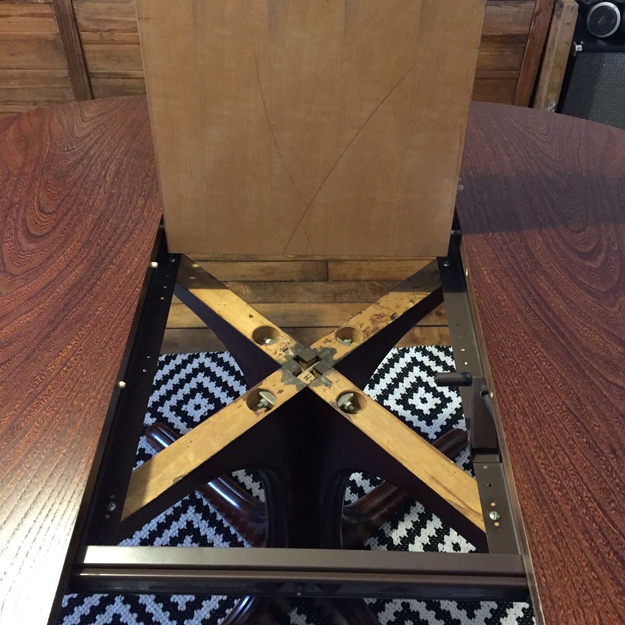 Scandinavian design extendable round table