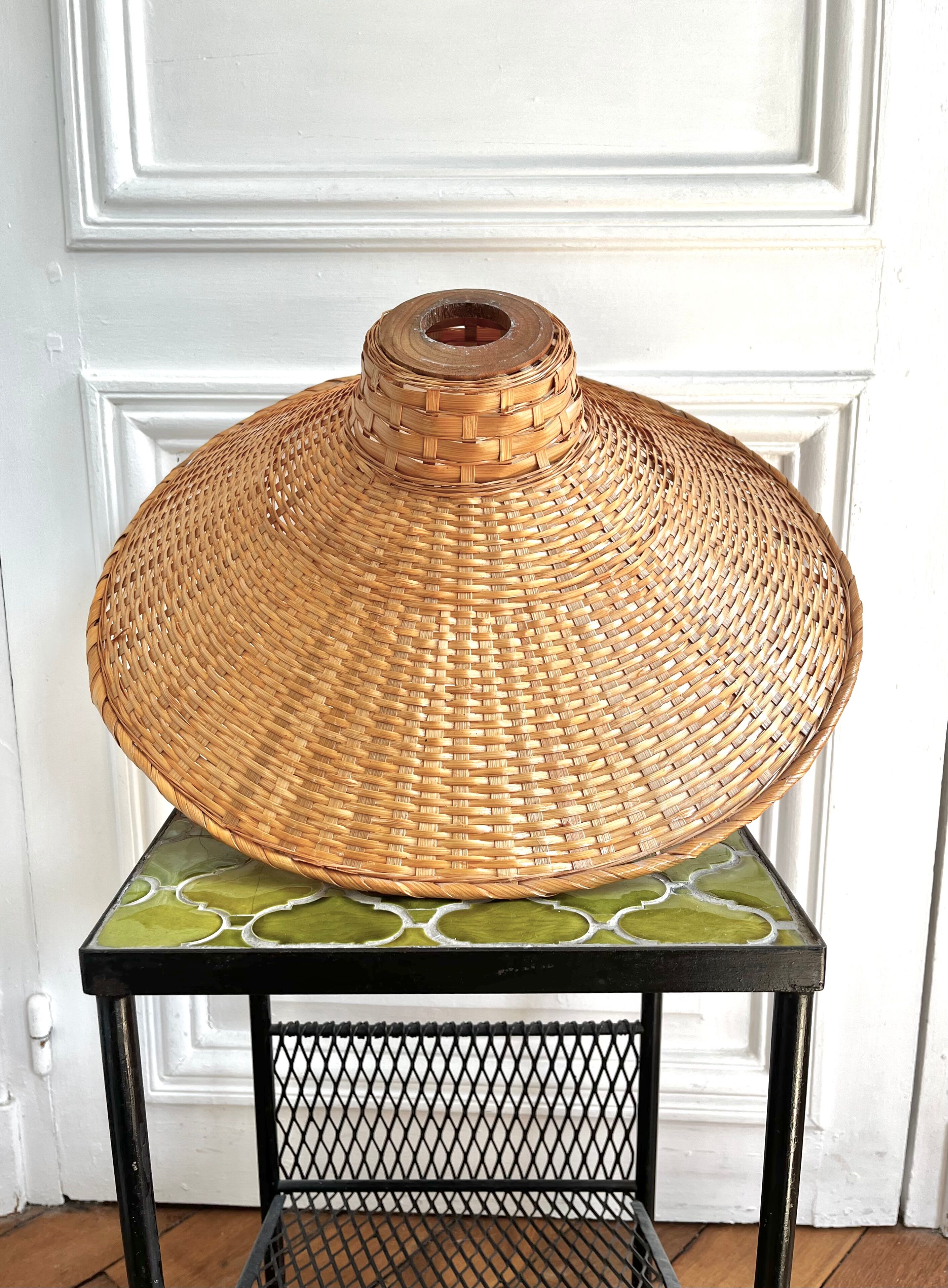 Suspension in woven wicker 70s