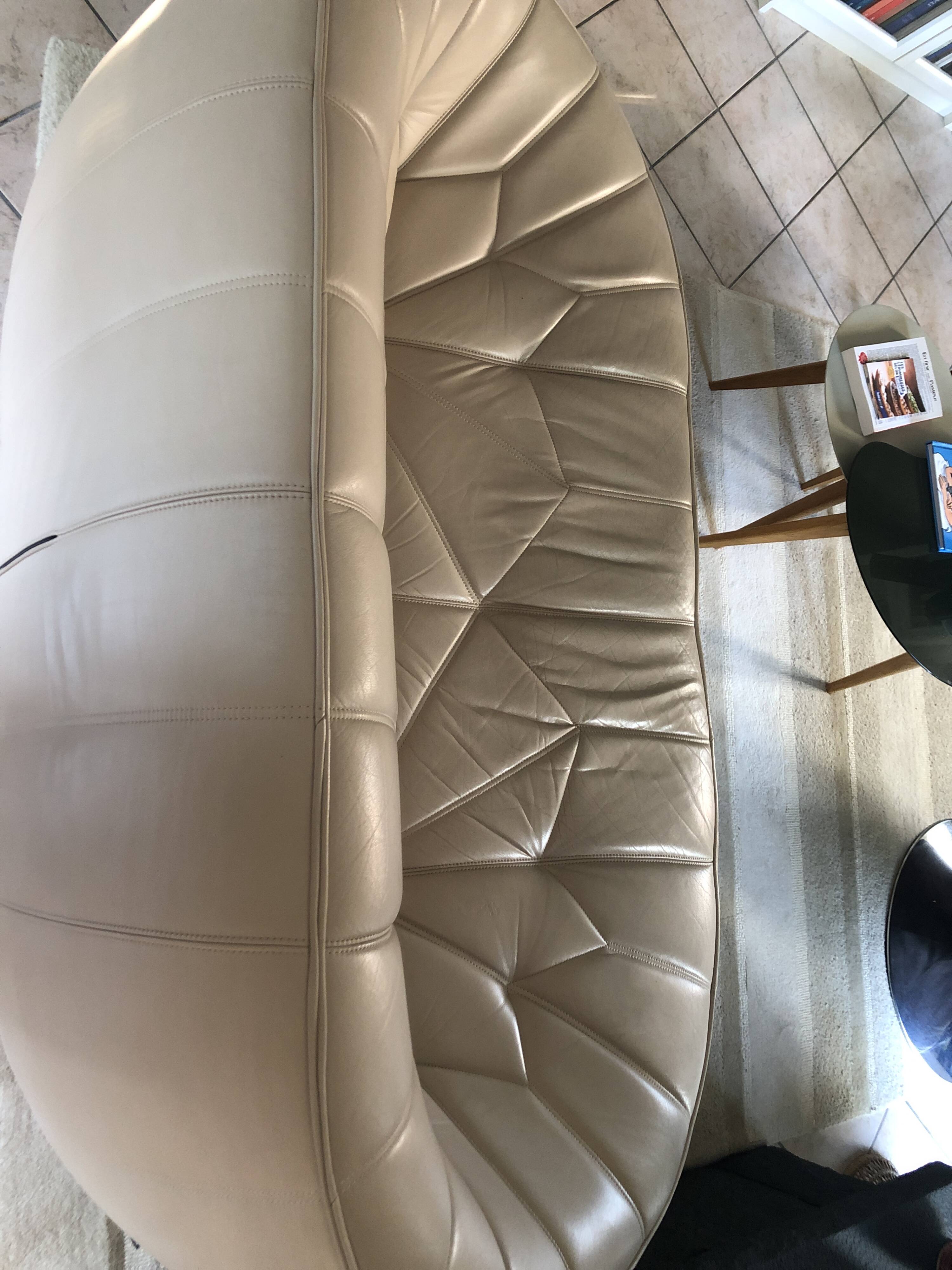 2-seater leather Ottoman sofa
