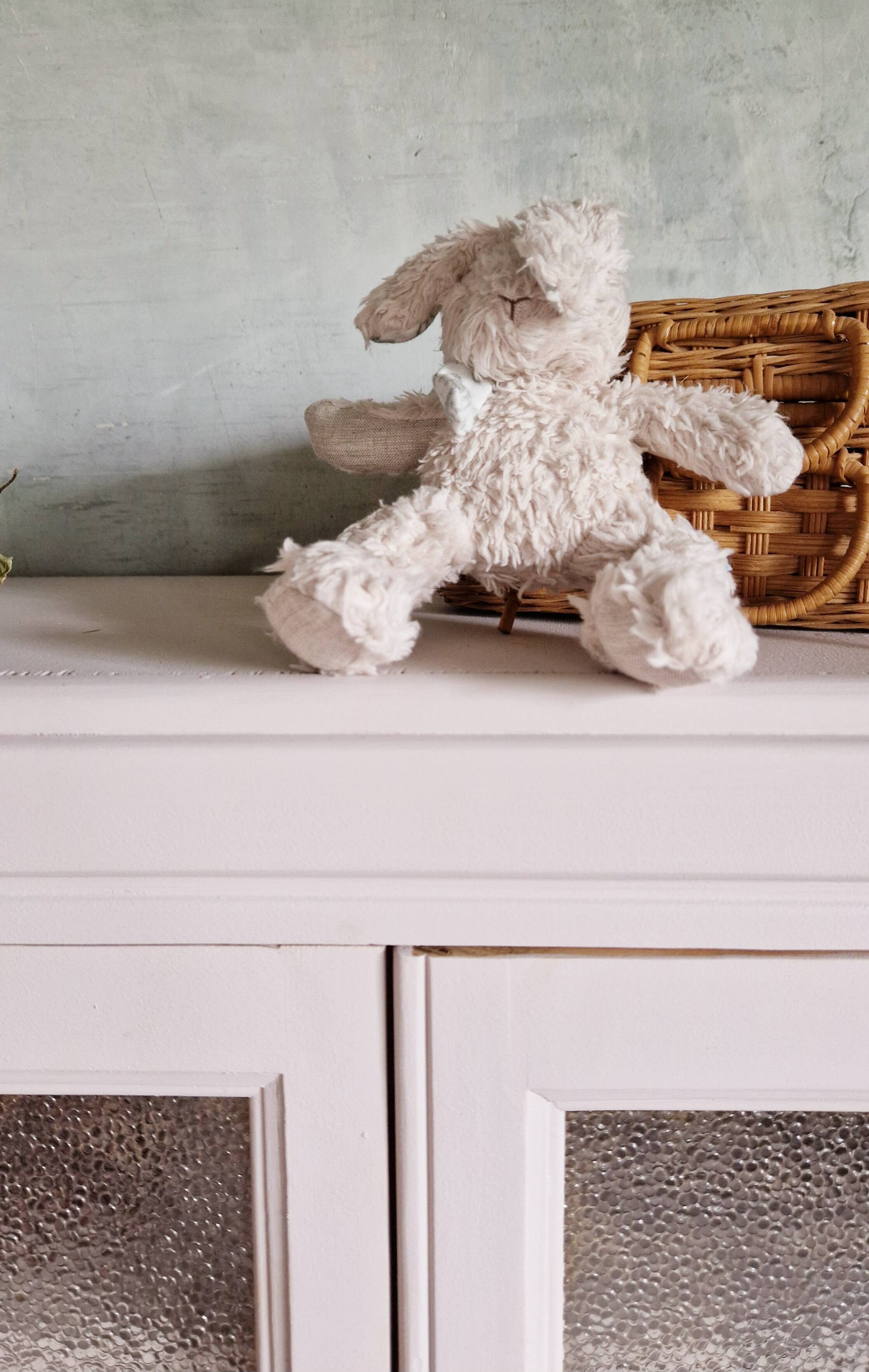 Beautiful vintage display cabinet