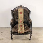 Fauteuil style Louis XVI – 19e siècle