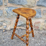 Tripod stool