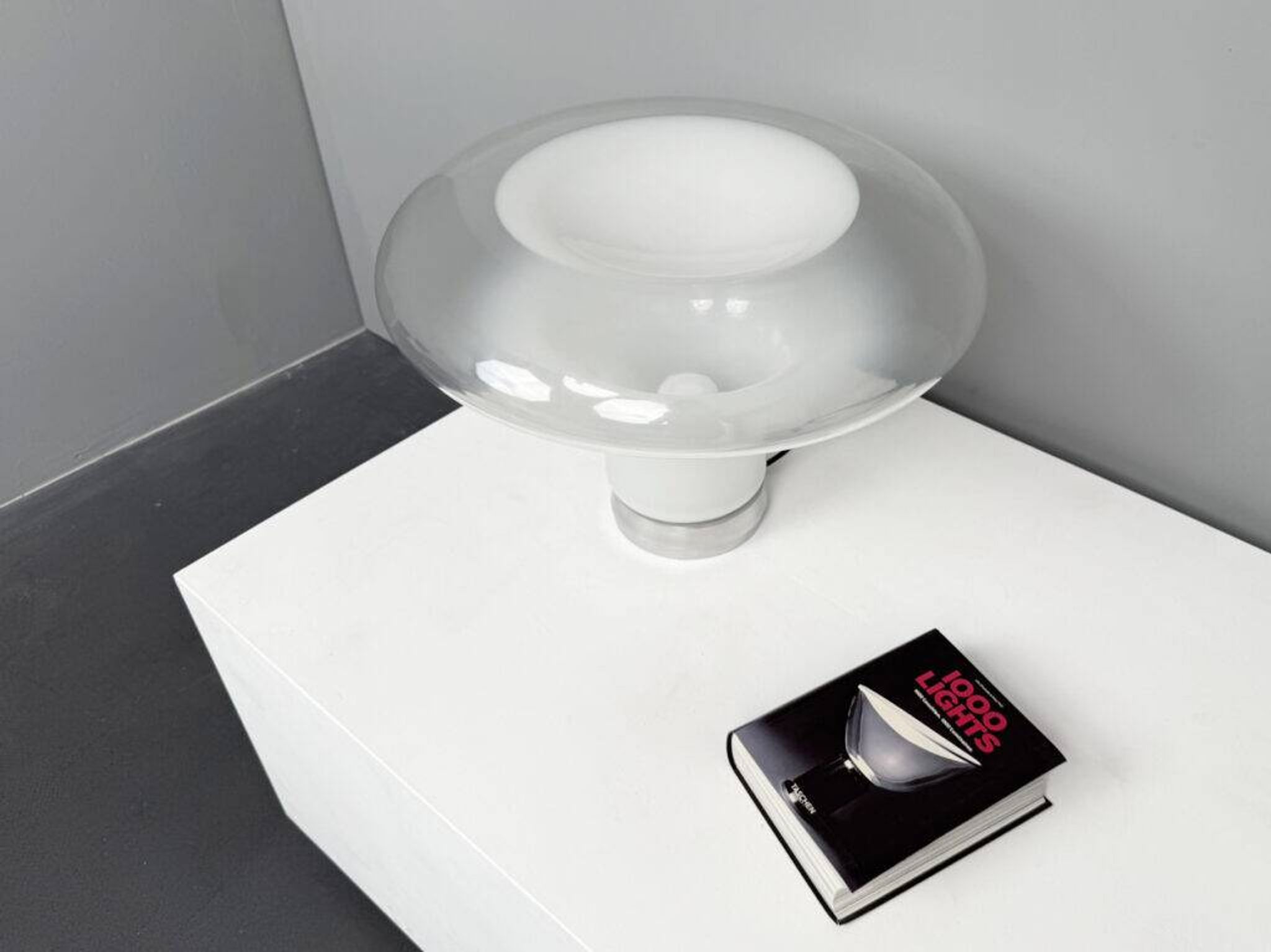 Lesbo table lamp by Angelo Mangiarotti for Artemide, Italy, 1960s