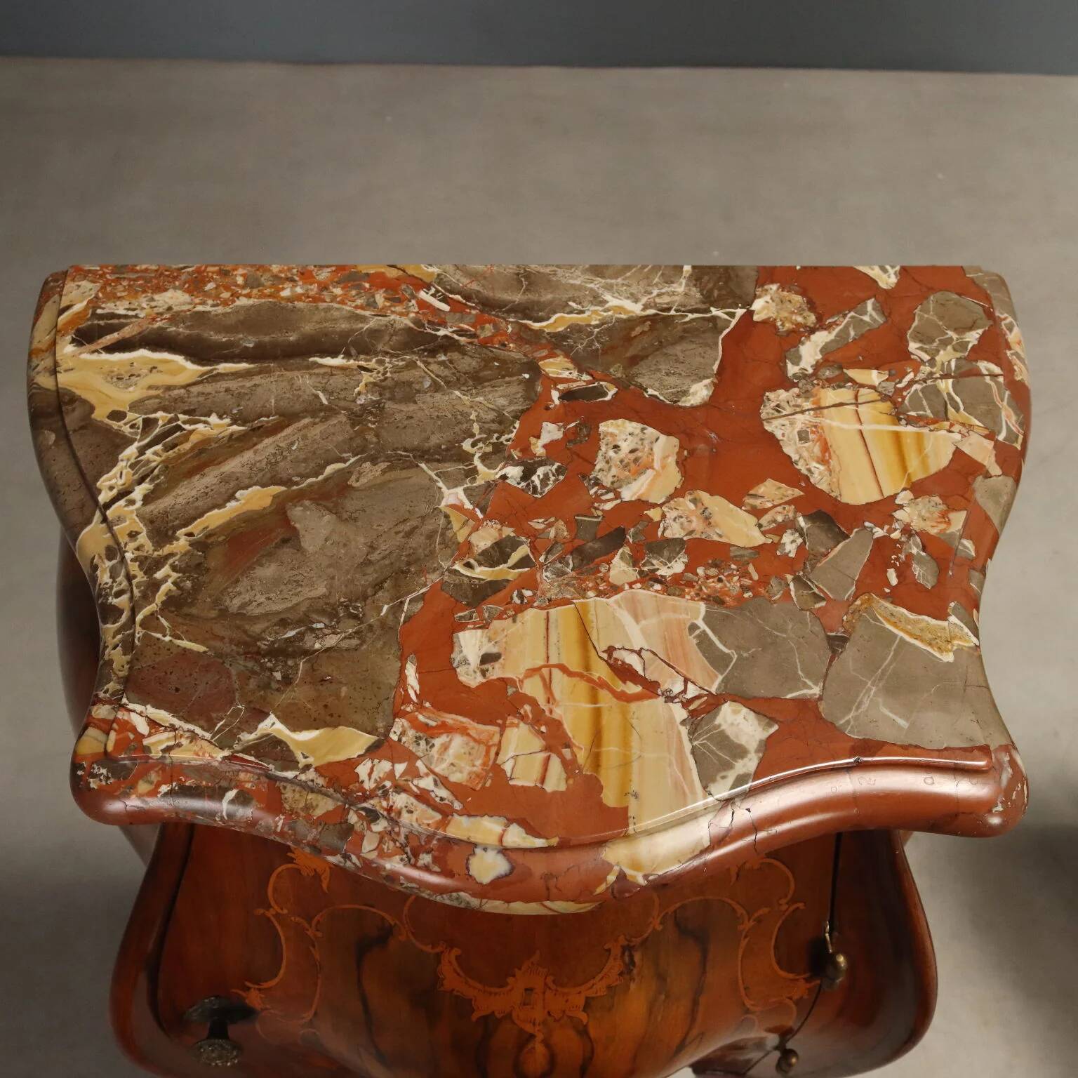 Antique baroque bedside tables in walnut and marble, Italy, 20th century.