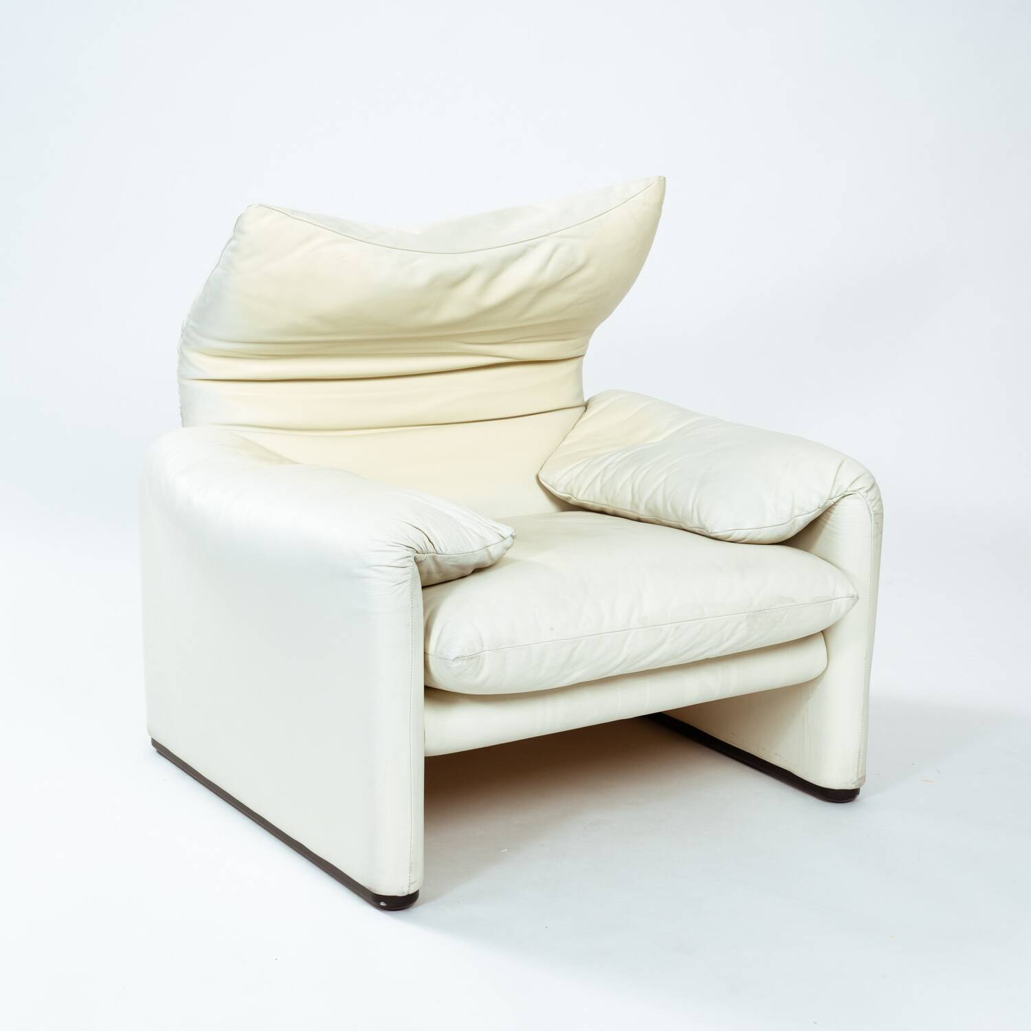 Chaise Maralunga de Vico Magistretti en cuir blanc