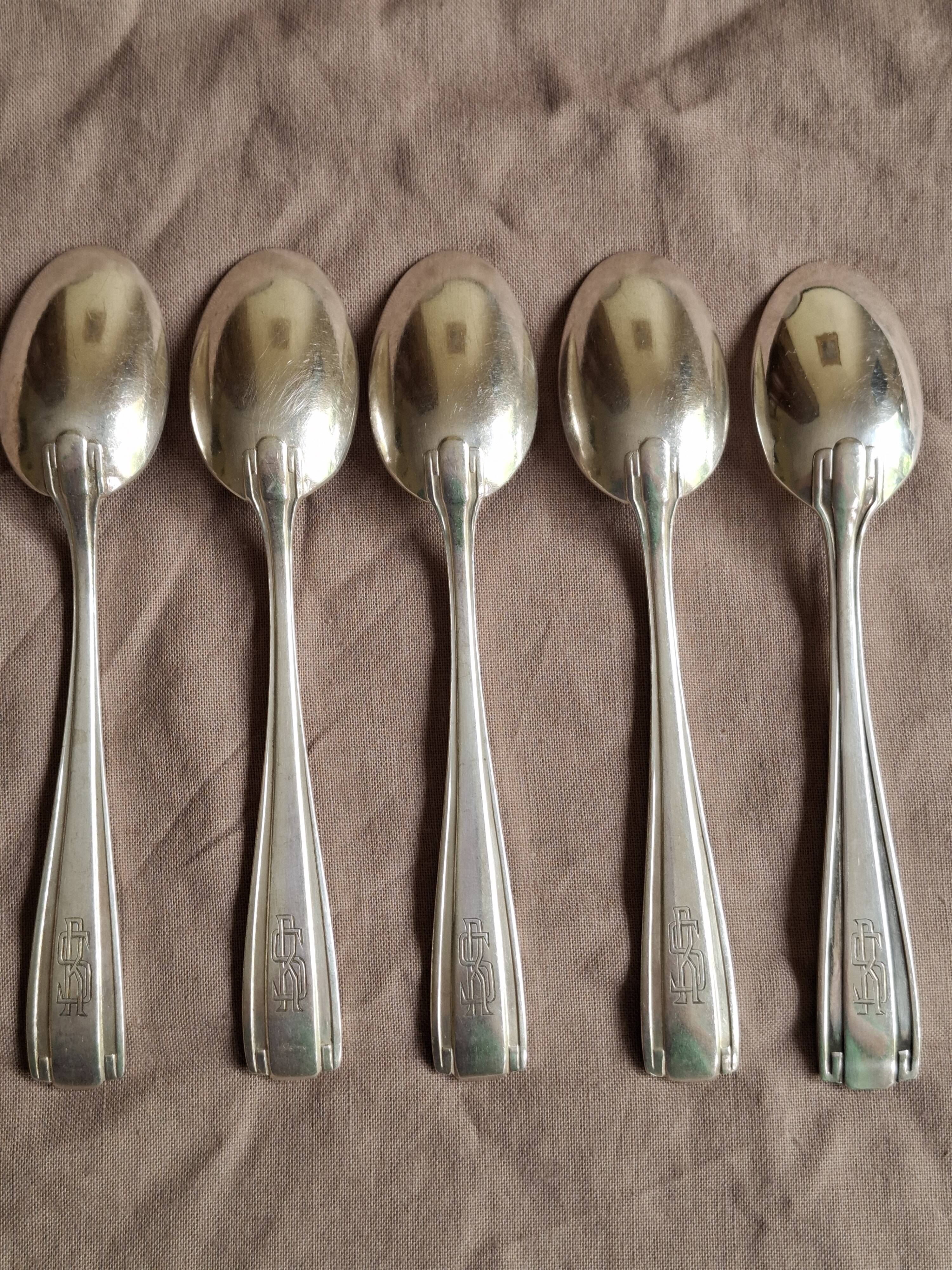 Betty 1930 art deco silver-plated metal Boulenger cutlery set, 50 pieces.