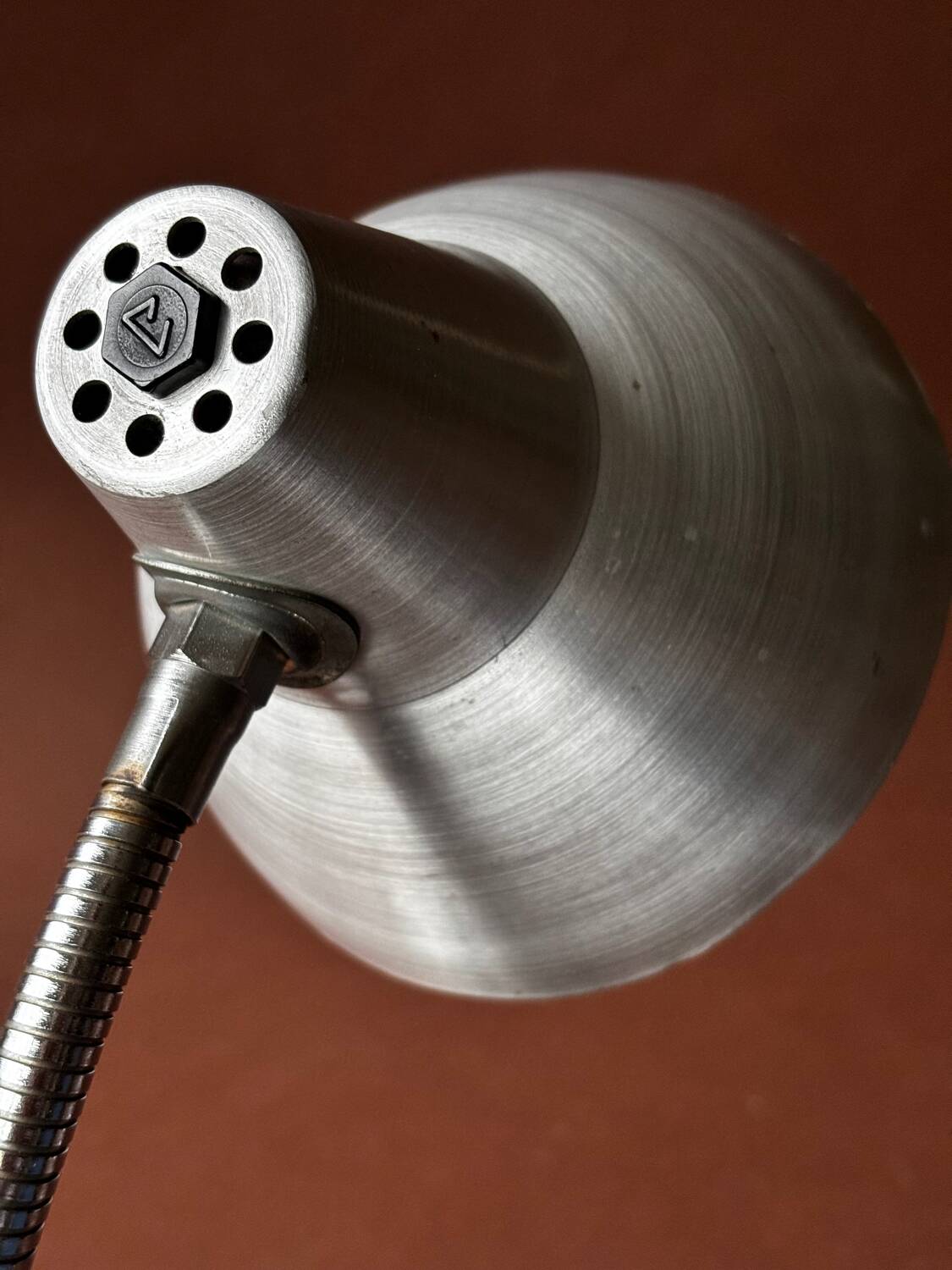 Lampe de bureau vintage en aluminium brossé