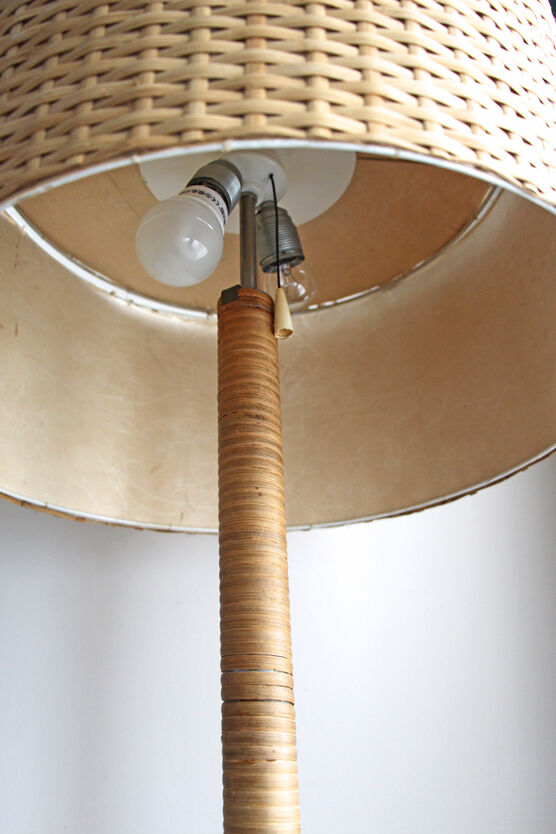 Vintage rattan lamppost