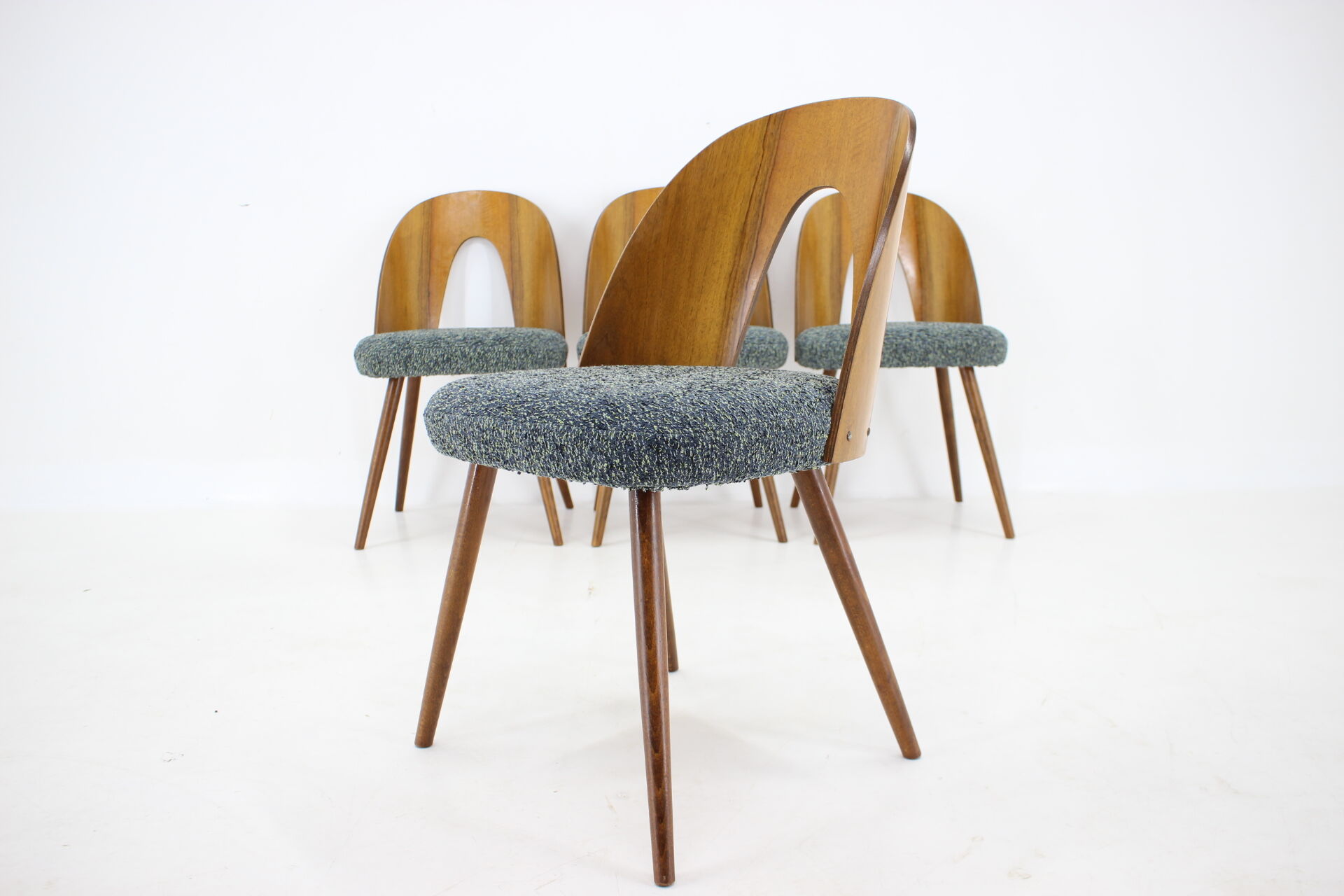 Lot de 4 chaises d'Antonin Suman des années 1960, Tchécoslovaquie