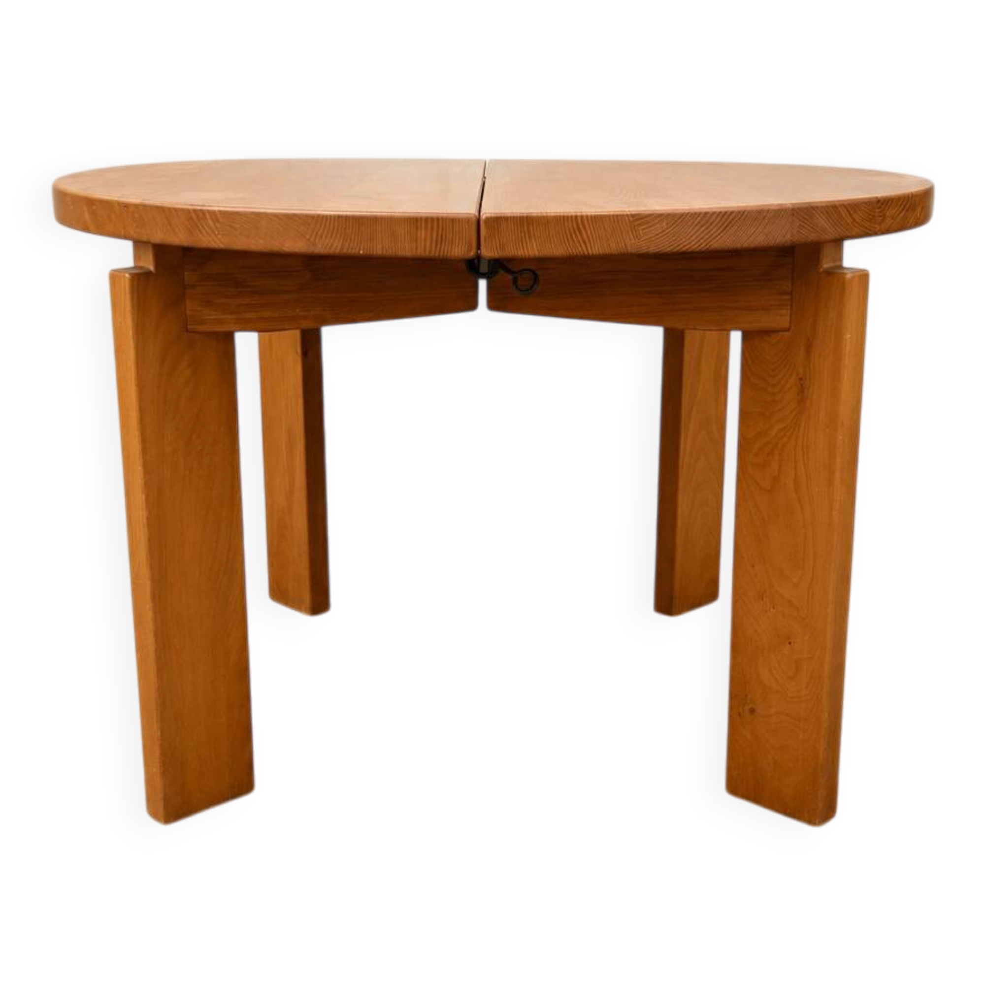 Large extendable table from Maison Regain in solid elm.