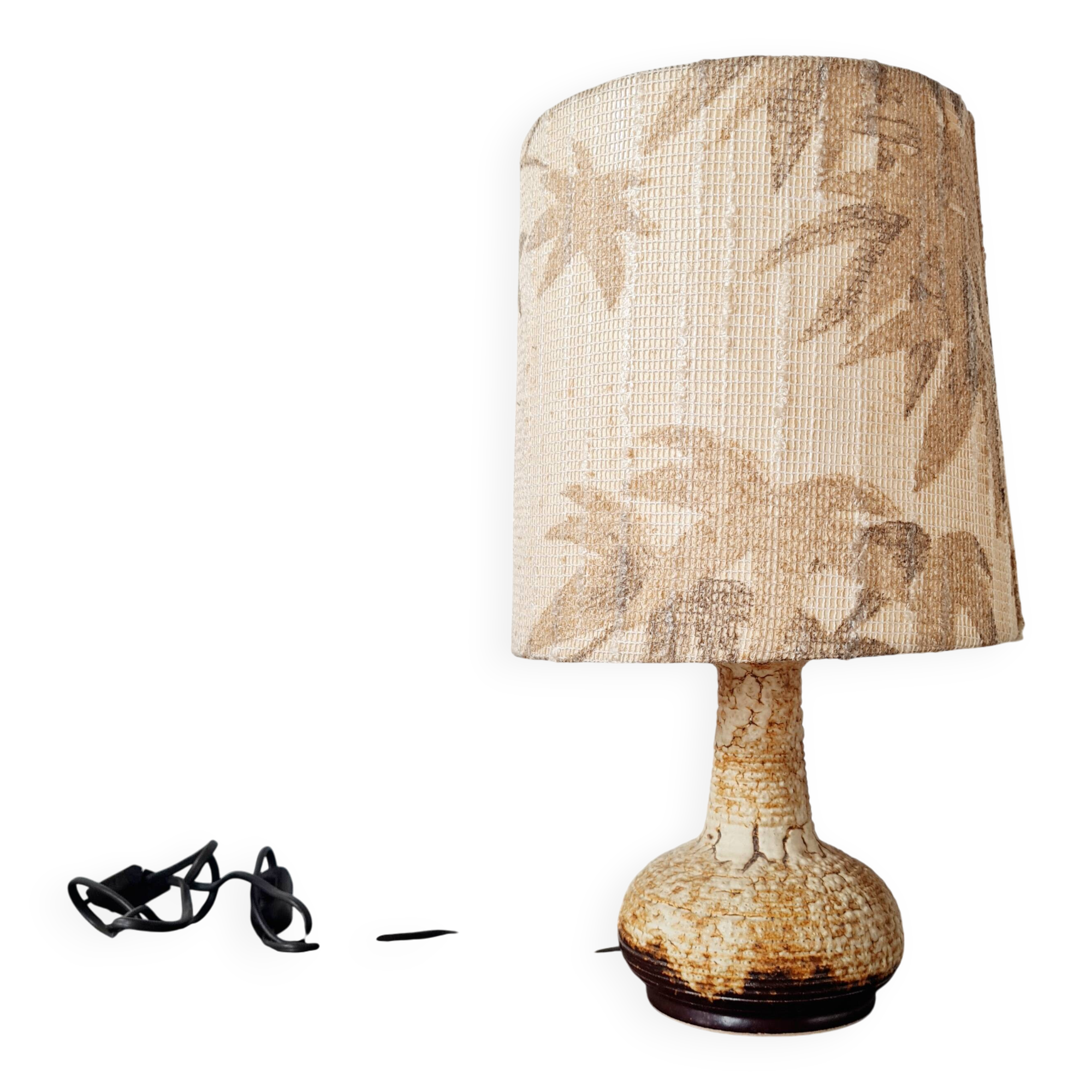 Vintage lamp with textured shade