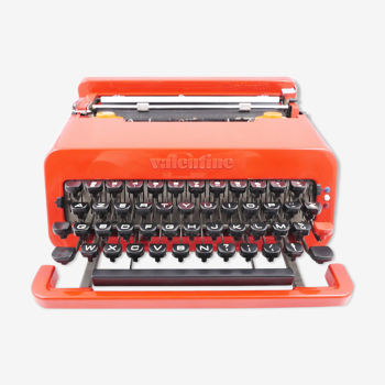 Machine à écrire Olivetti Valentine