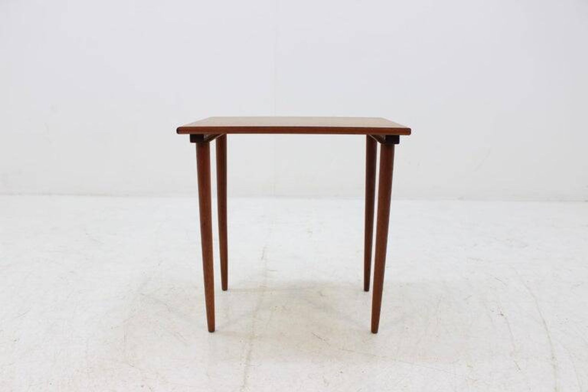 Table d'appoint à emboîter des années 1960, Danemark