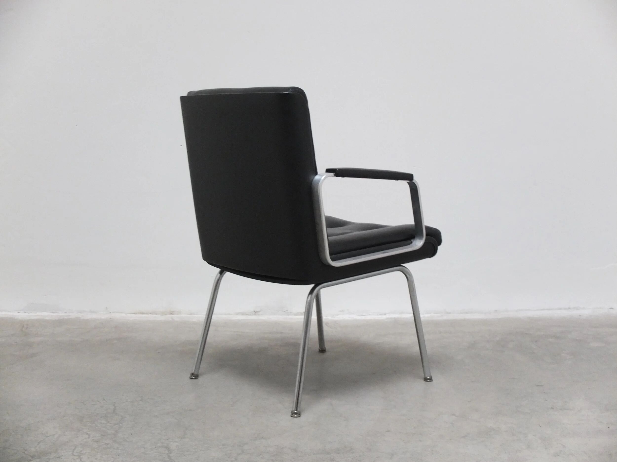 Executive leather armchair by Egon Eiermann for Wilde + Spieth, 1960s