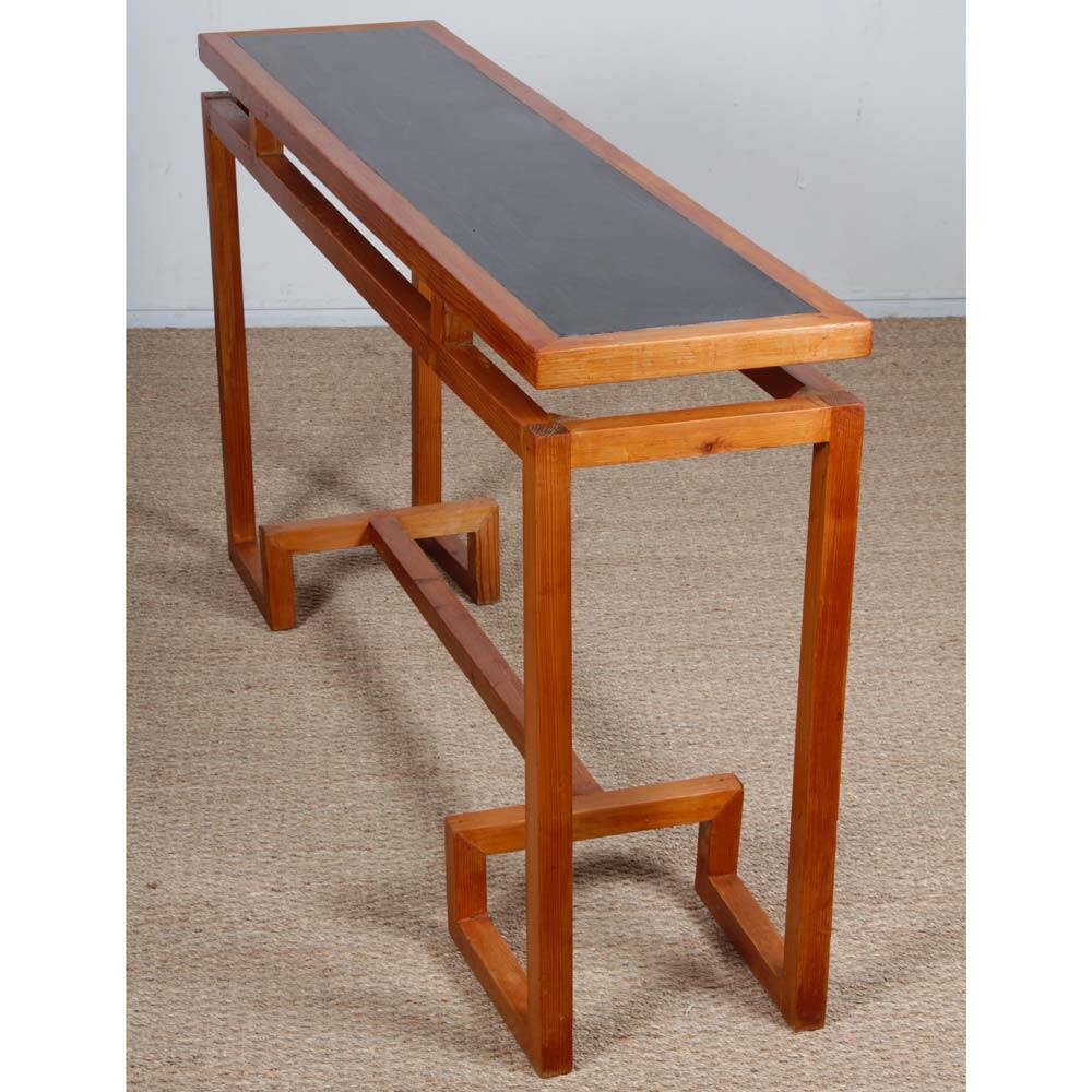 Console en pin dessinée par George Couteau, 1980