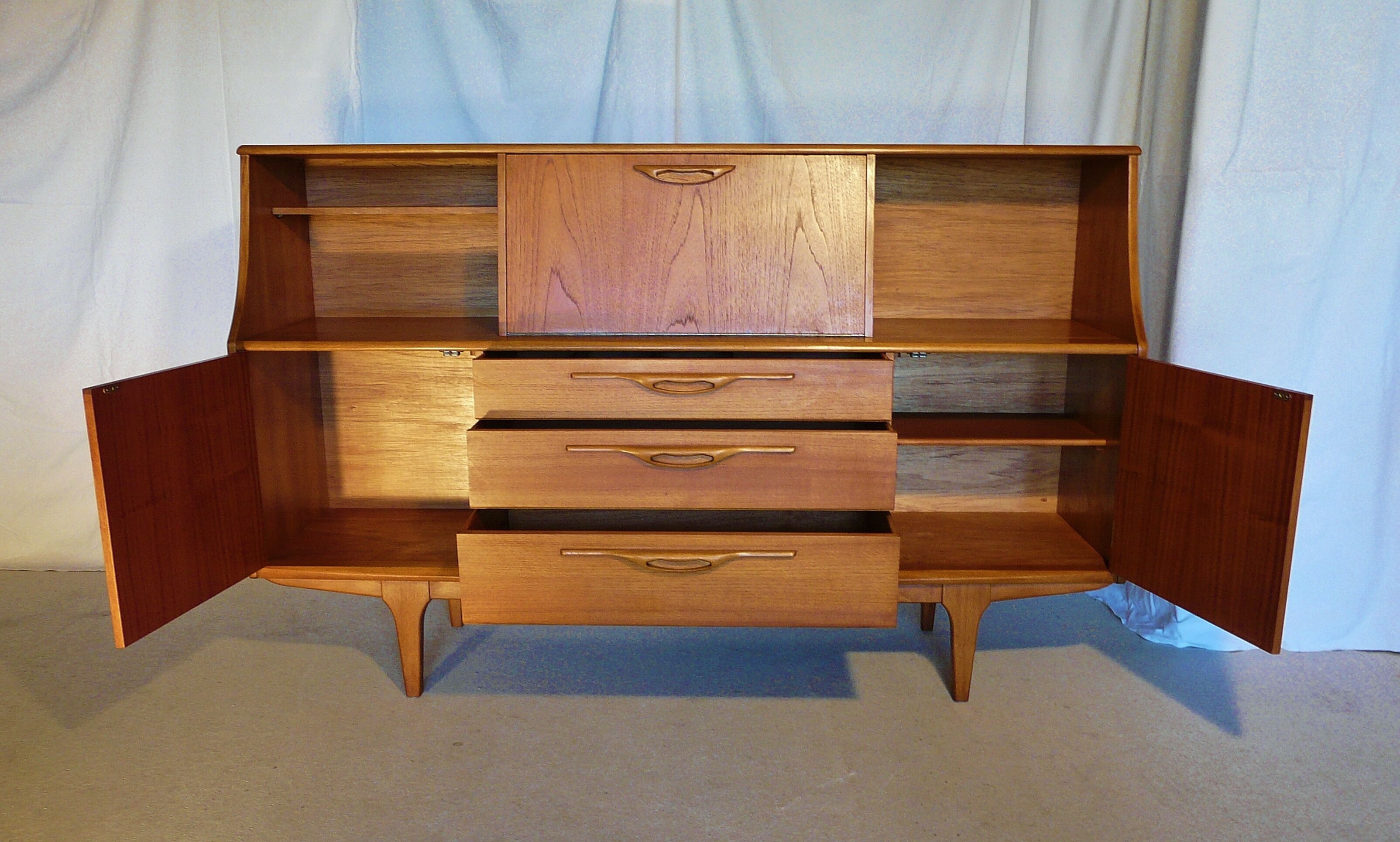 Scandinavian sidbeoard in Jentic teak