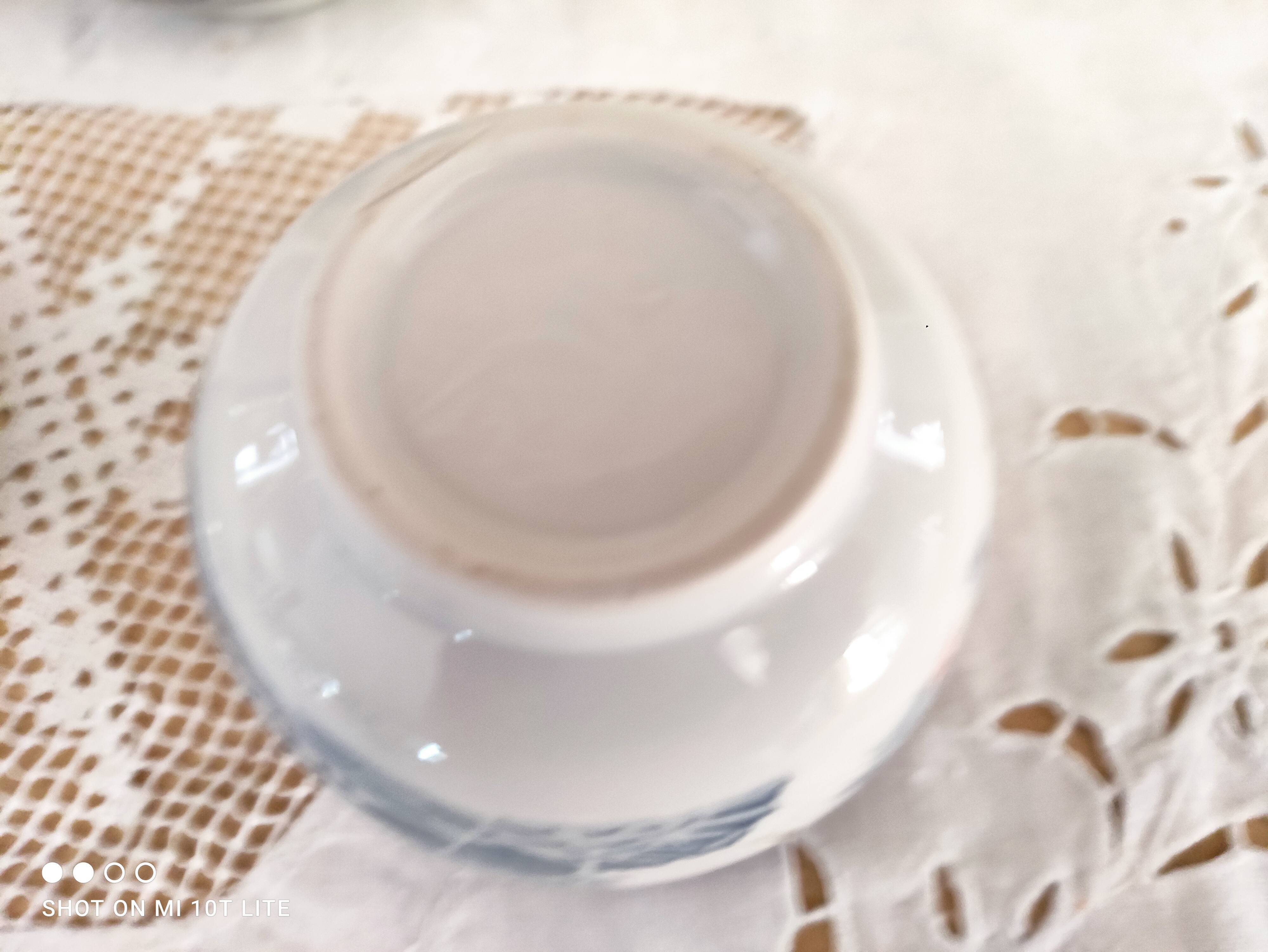 Set of 4 Japanese tea cups without handle pale blue and pink décor