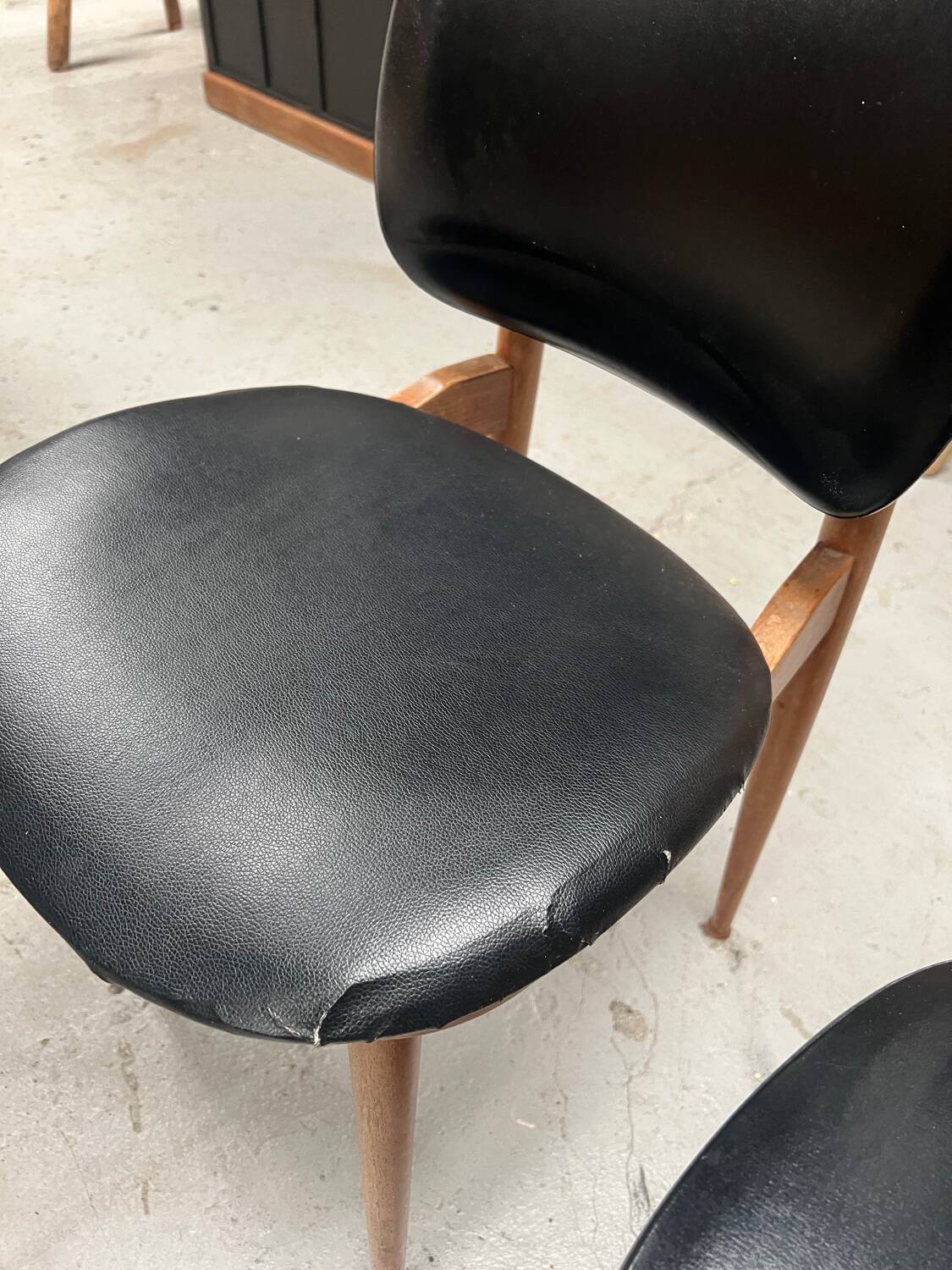 4 Baumann Pegasus model chairs