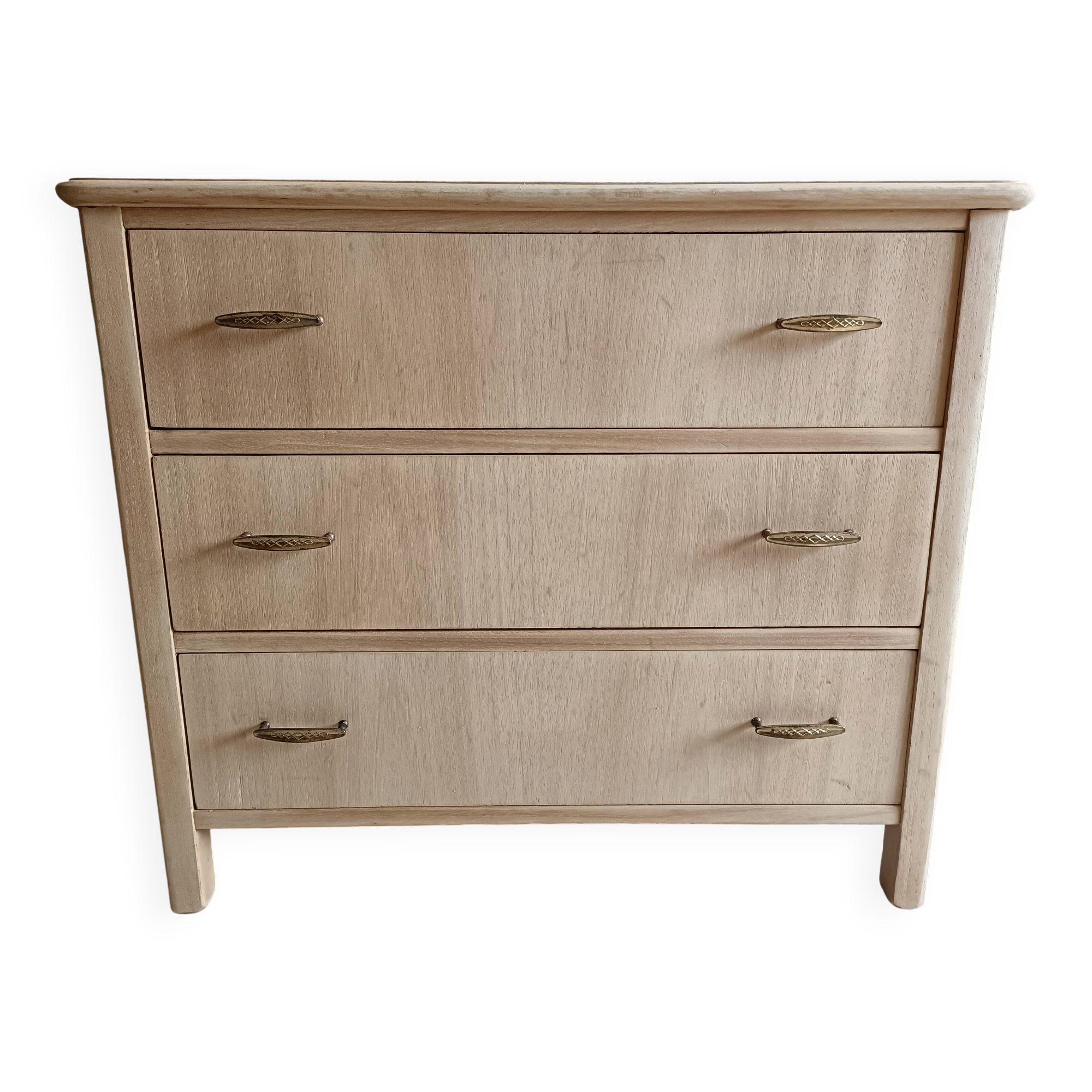Commode 3 tiroirs rénovée pour chambre d'enfant